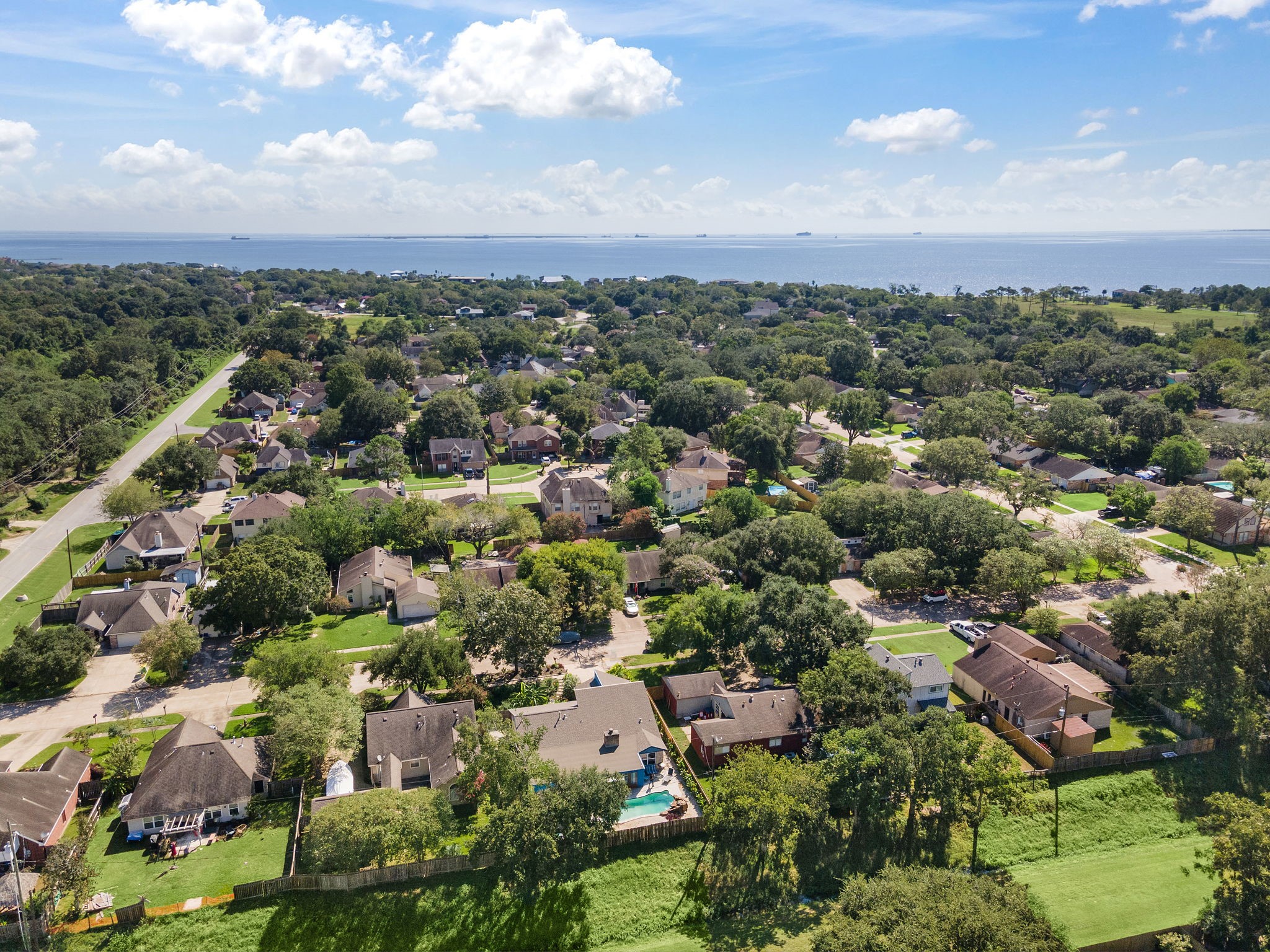 4522 Albatross Drive, Seabrook, TX 77586