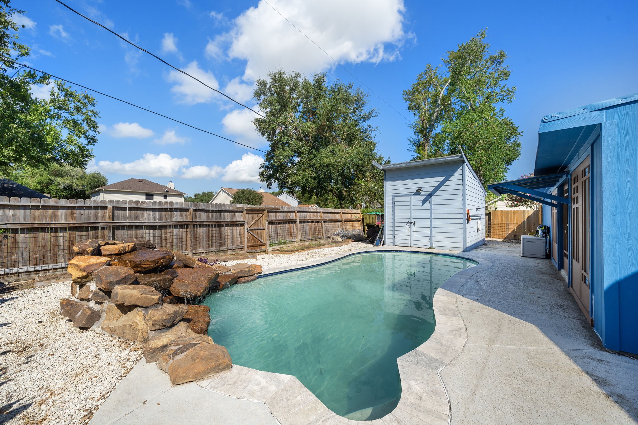 4522 Albatross Drive, Seabrook, TX 77586
