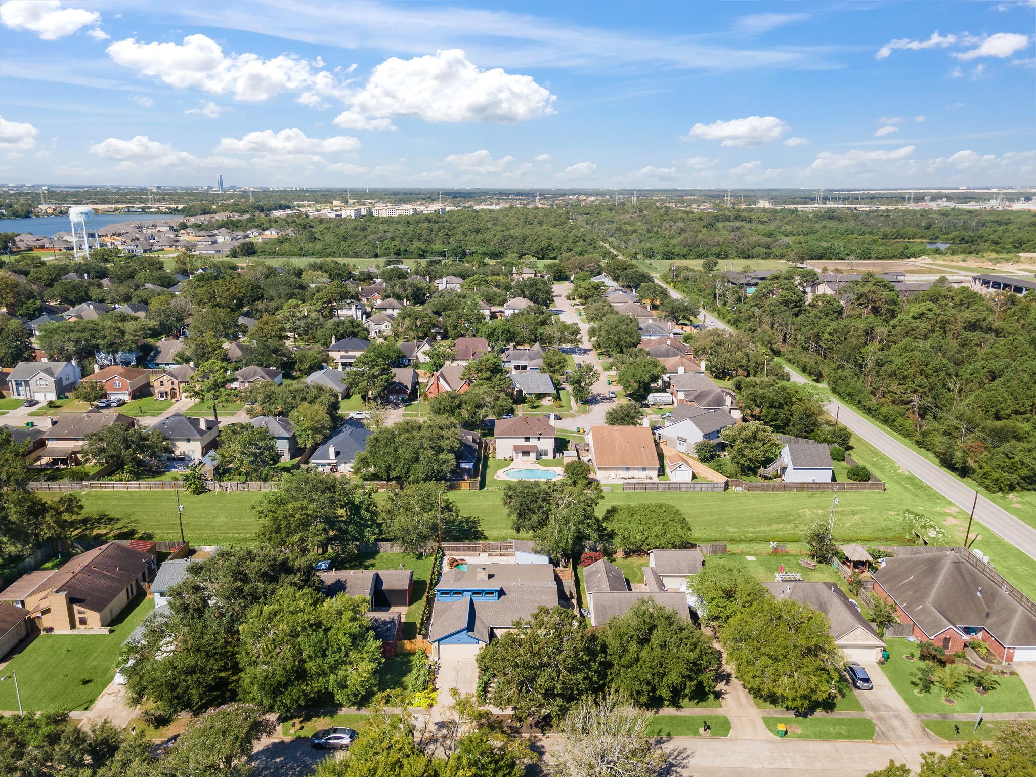 4522 Albatross Drive, Seabrook, TX 77586