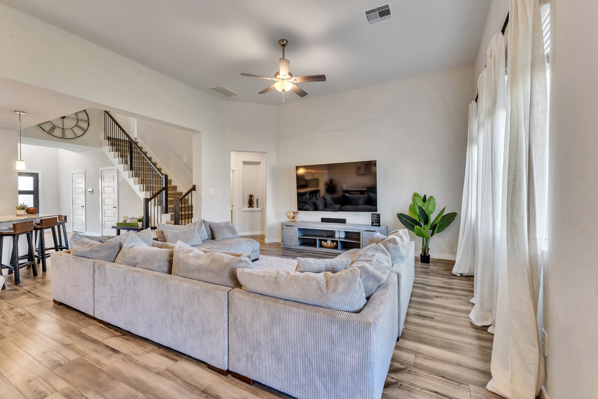 10842 Bodie Hills Drive, Rosharon, TX 77583