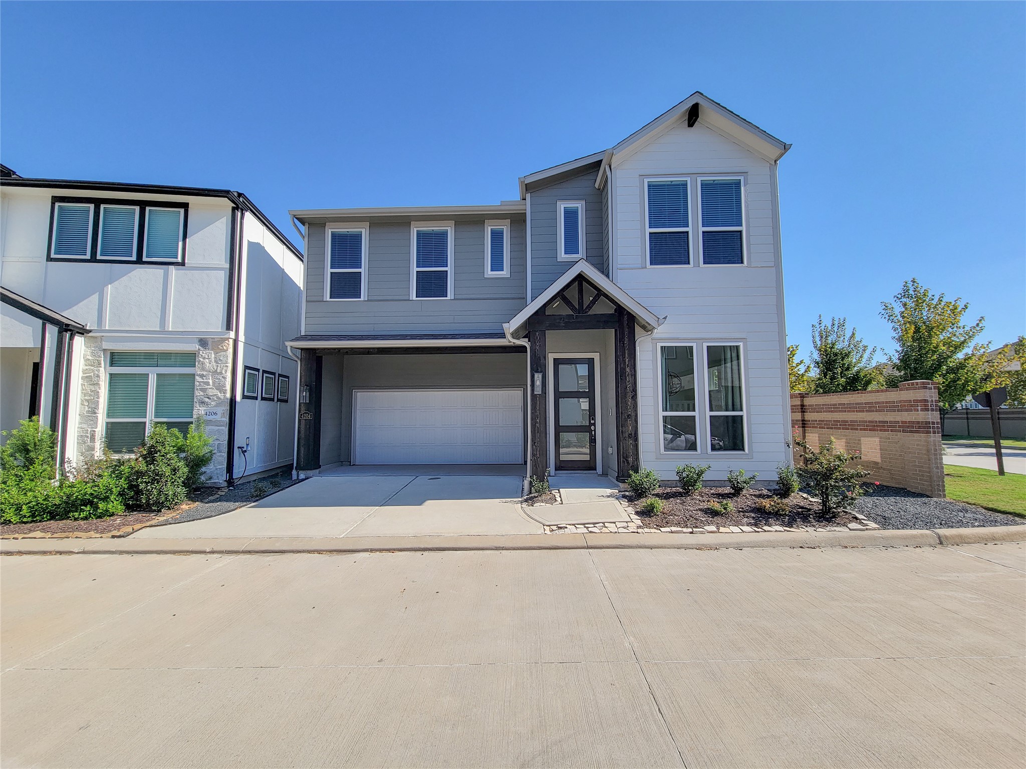 4204 Pleasing Breeze Drive, Houston, TX 77080 4204 Pleasing Breeze Drive, Houston, TX 77080