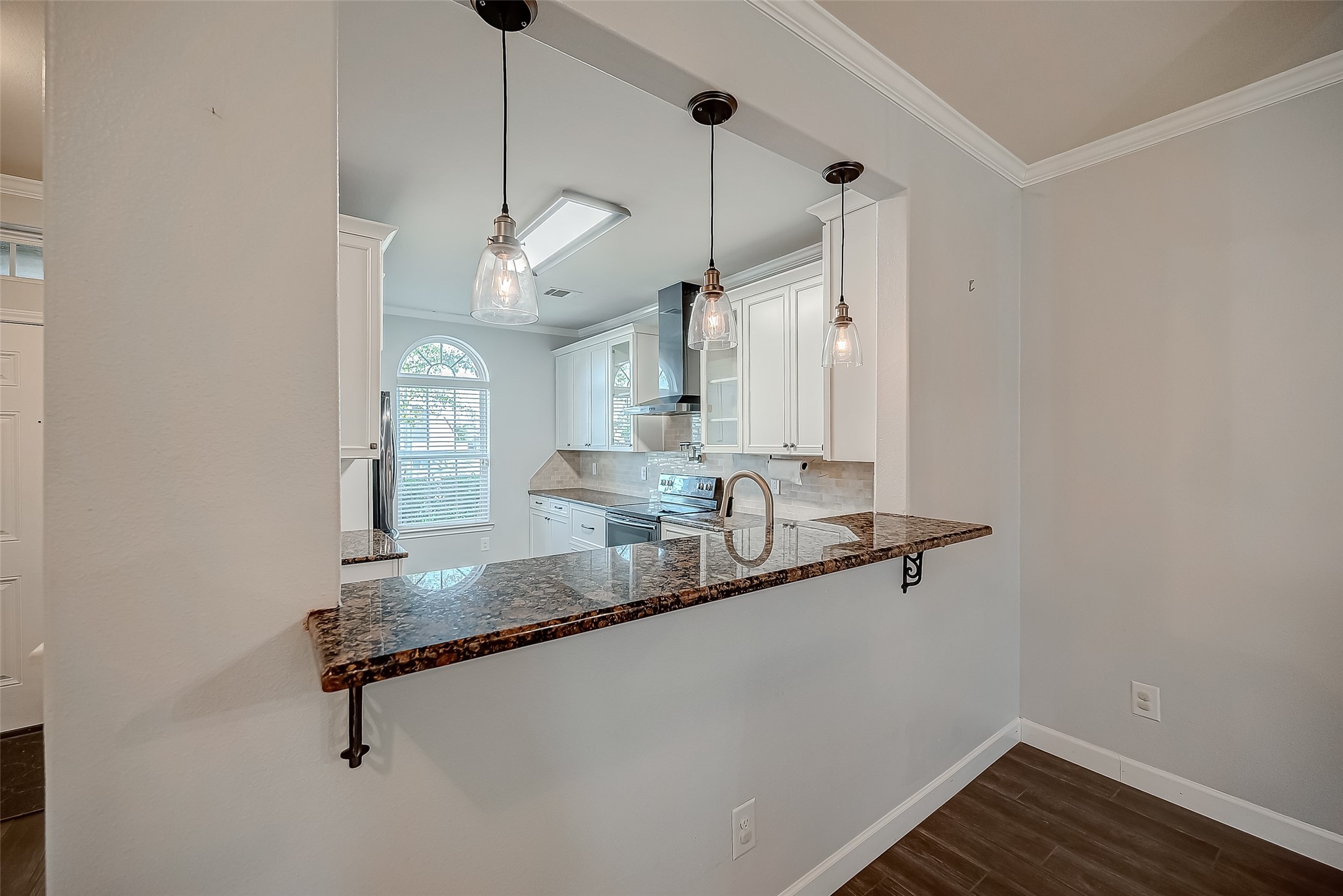 346 Apache Field Lane, La Marque, TX 77568