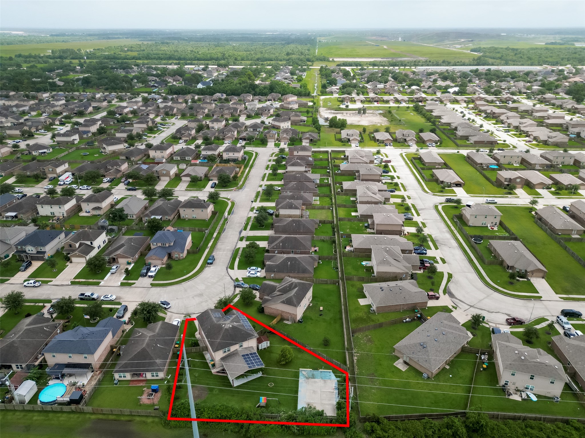 346 Apache Field Lane, La Marque, TX 77568