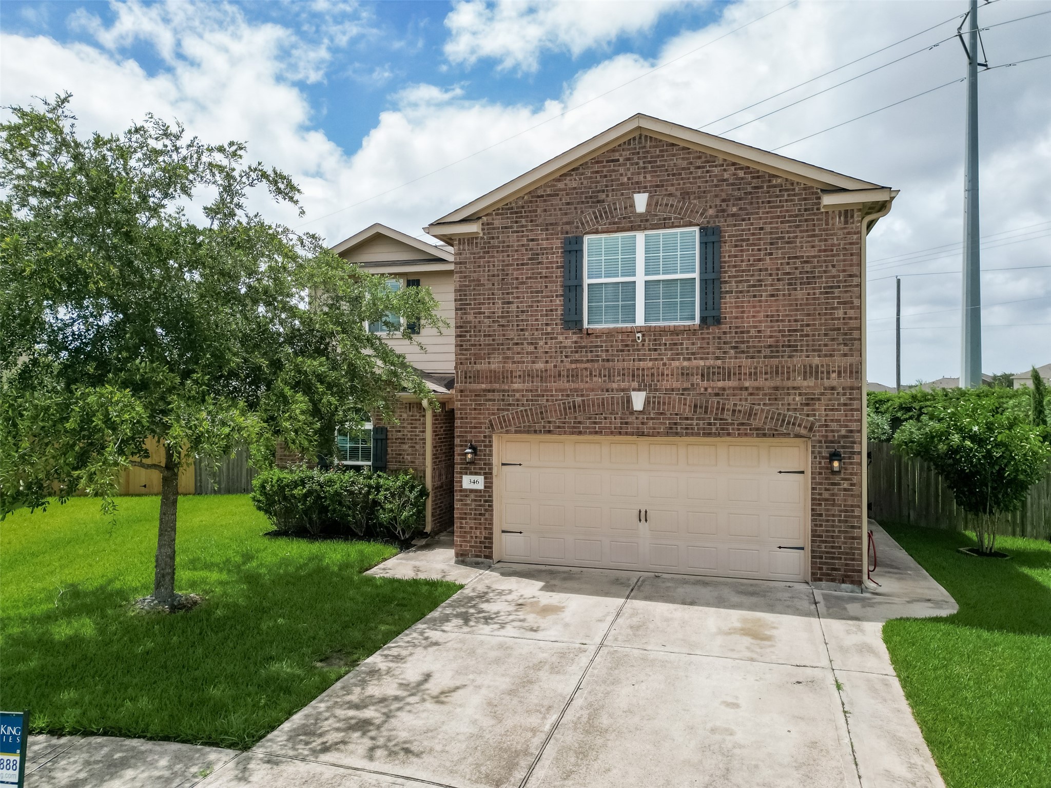 346 Apache Field Lane, La Marque, TX 77568