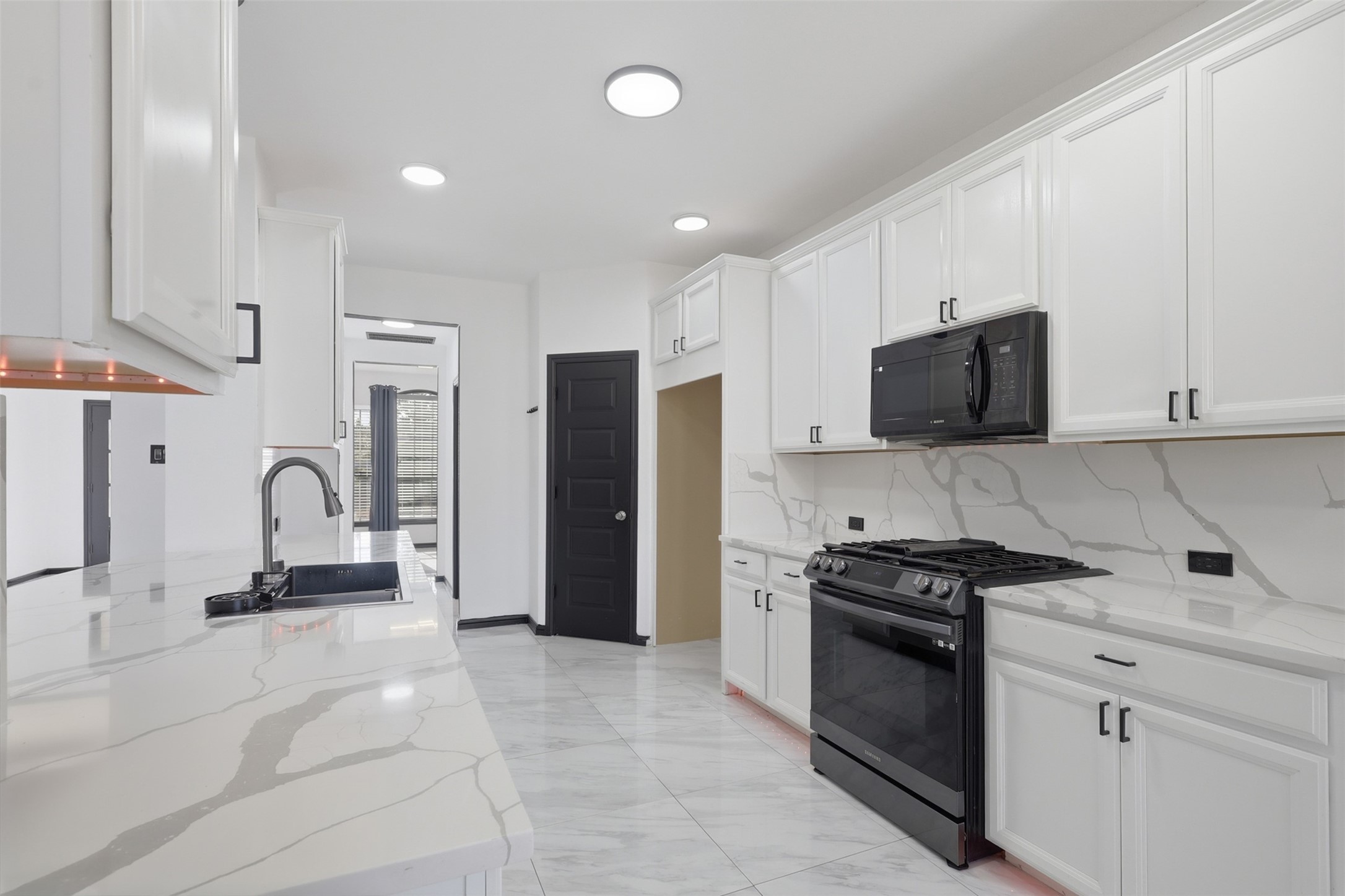 27947 Hendrix Park Drive, Spring, TX 77386
