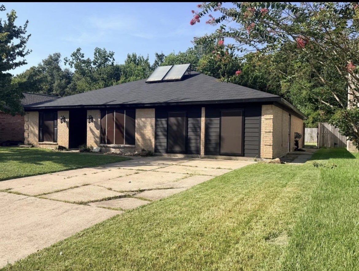 12727 Fern Forest Drive, Houston, TX 77044 12727 Fern Forest Drive, Houston, TX 77044