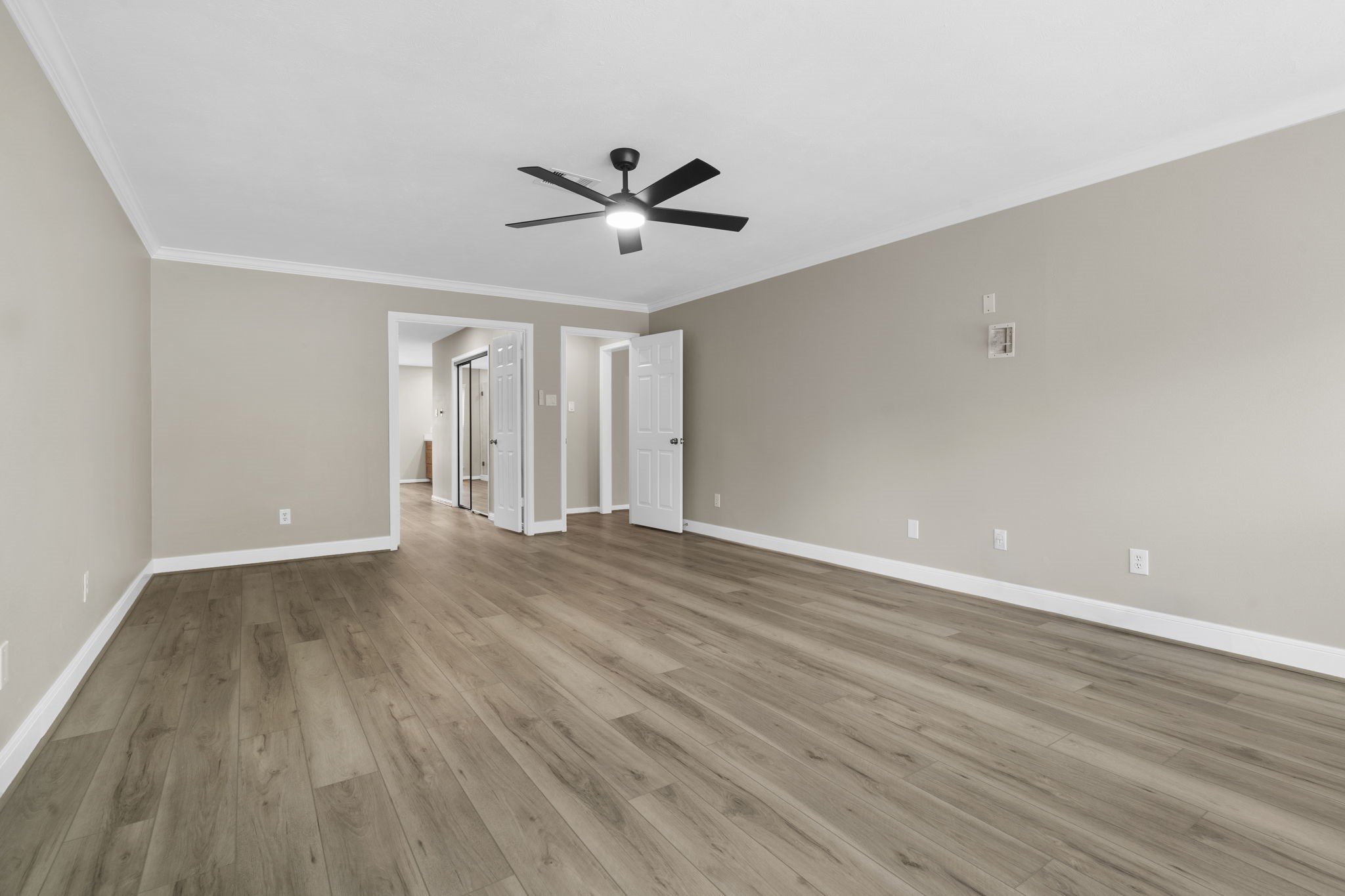 Generous proportions provide ample room for a comfortable sitting area within the primary suite. Generous proportions provide ample room for a comfortable sitting area within the primary suite.