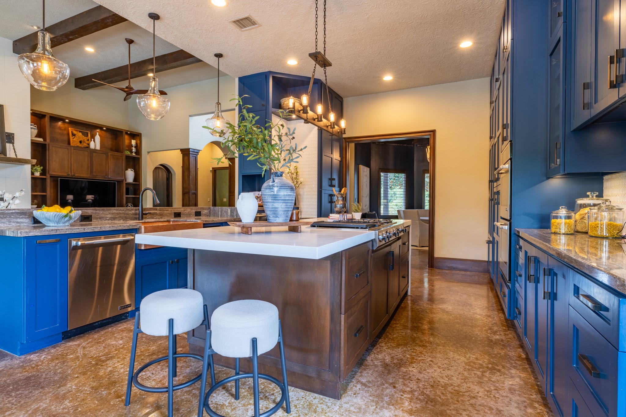 A showpiece kitchen where cooking, conversation and laughter naturally carry late into the evening.
