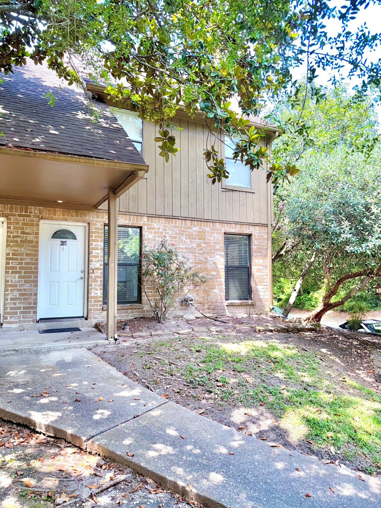 1011 Hamblen Road, #207, Kingwood, TX 77339 1011 Hamblen Road, #207, Kingwood, TX 77339