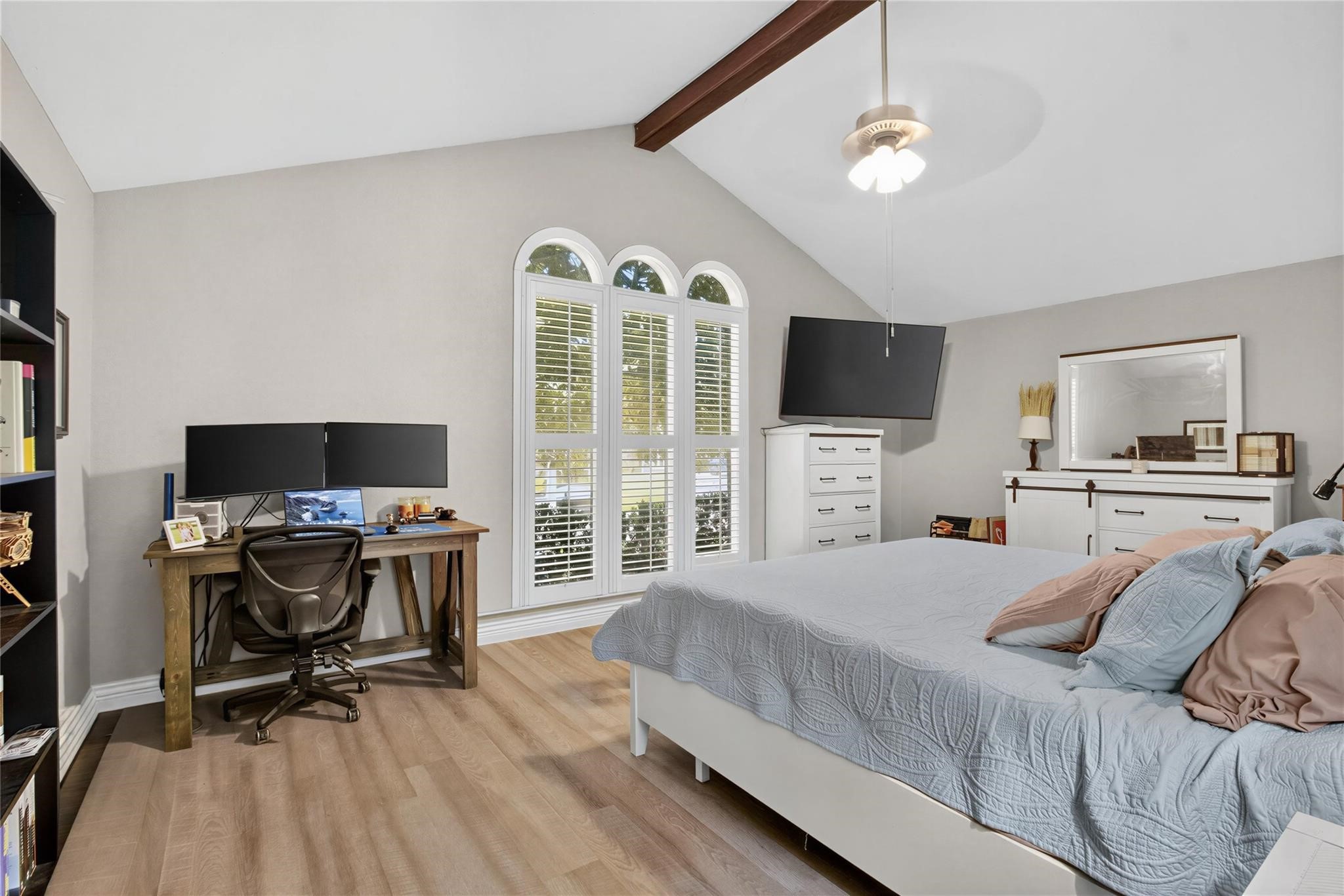 5451 Appleblossom Lane, Friendswood, TX 77546
