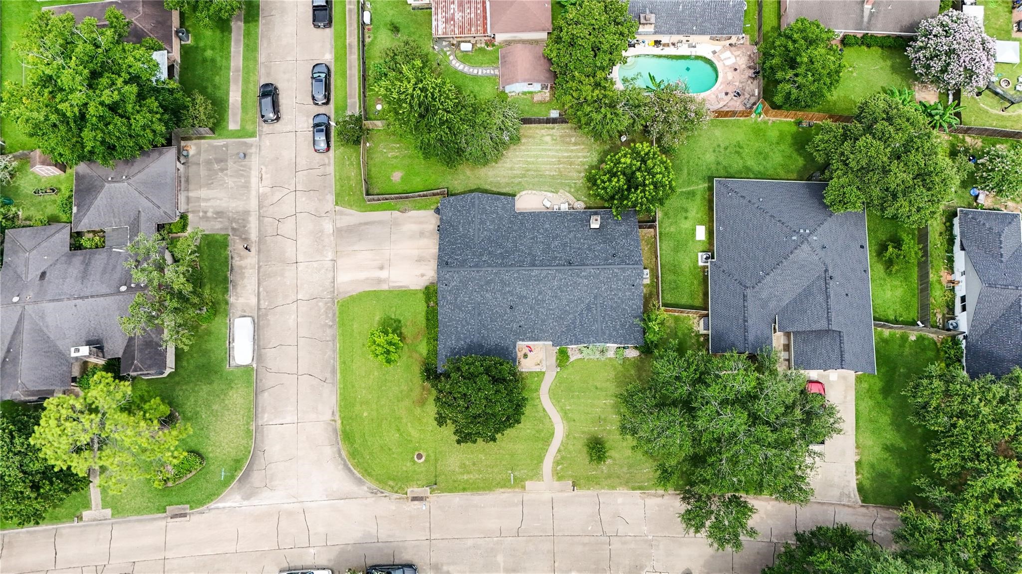 5451 Appleblossom Lane, Friendswood, TX 77546