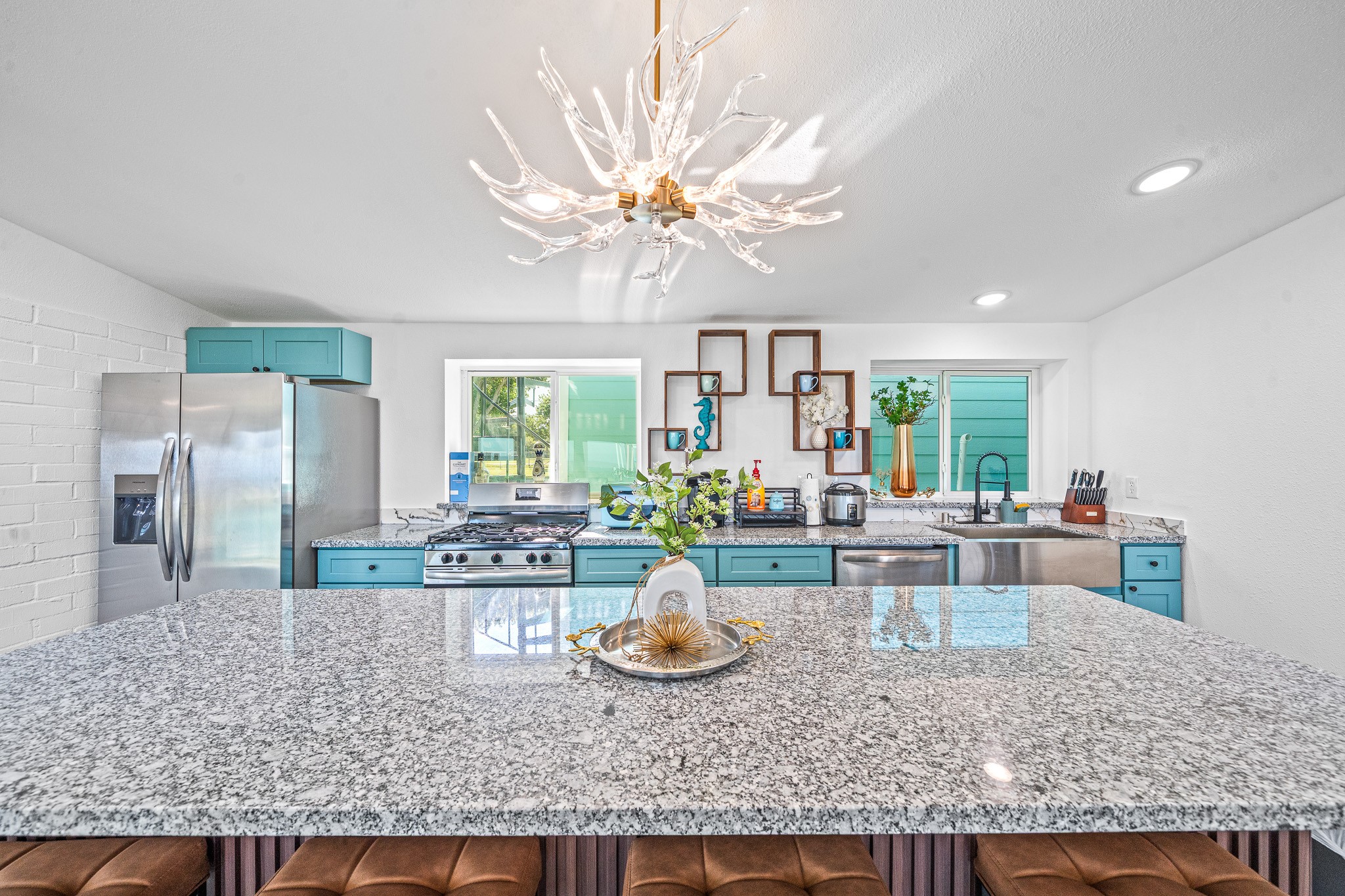 815 5th Street, Dickinson, TX 77539