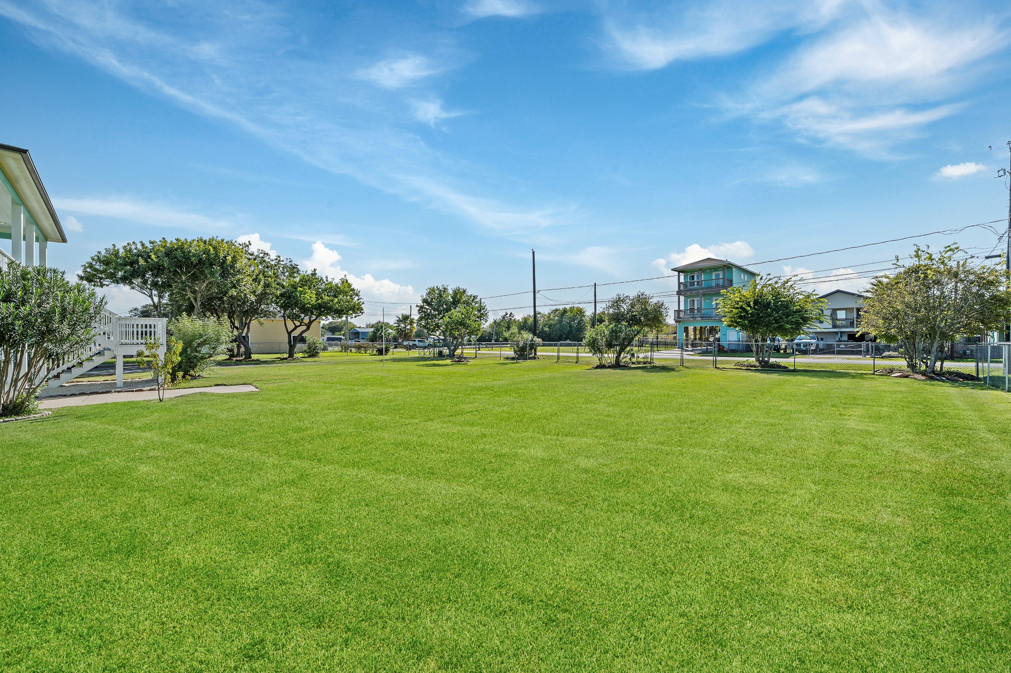 815 5th Street, Dickinson, TX 77539
