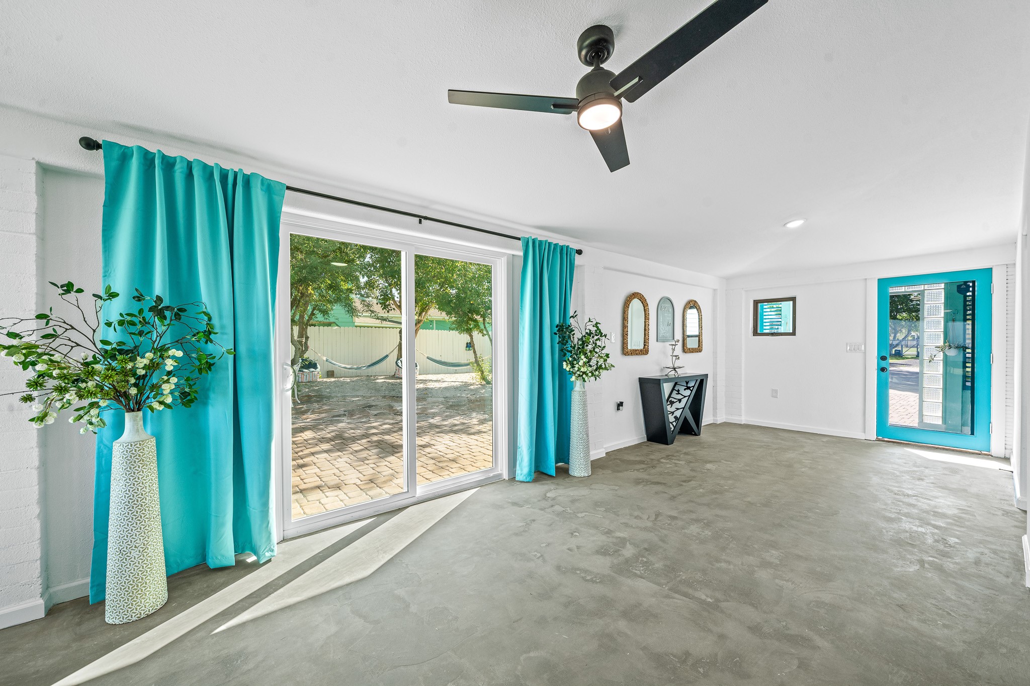 815 5th Street, Dickinson, TX 77539