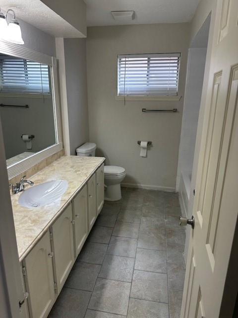 Hallway bathroom and full shower