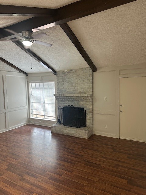 High ceiling with exposed beams