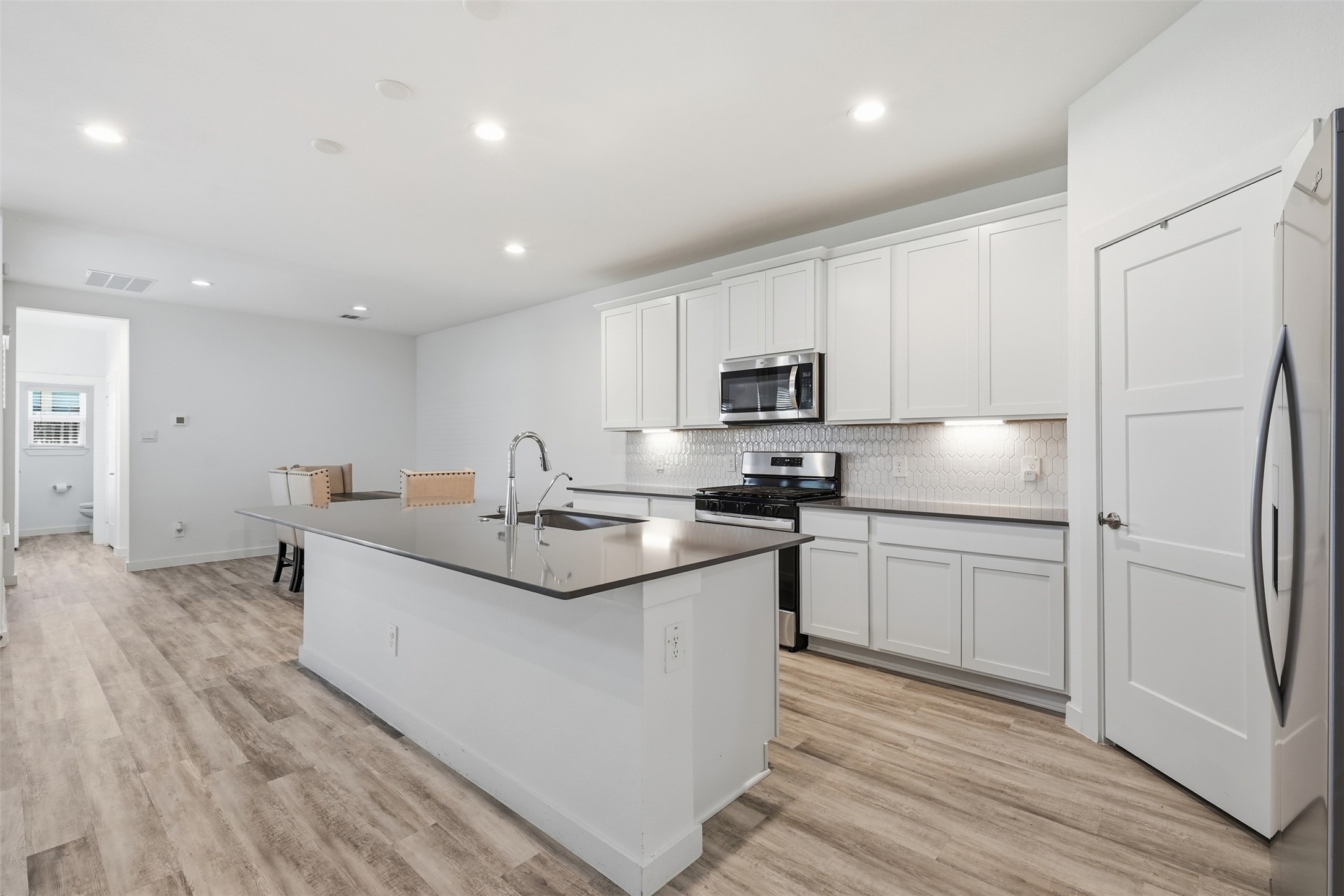 322 Westlake Terrace Drive, Conroe, TX 77304