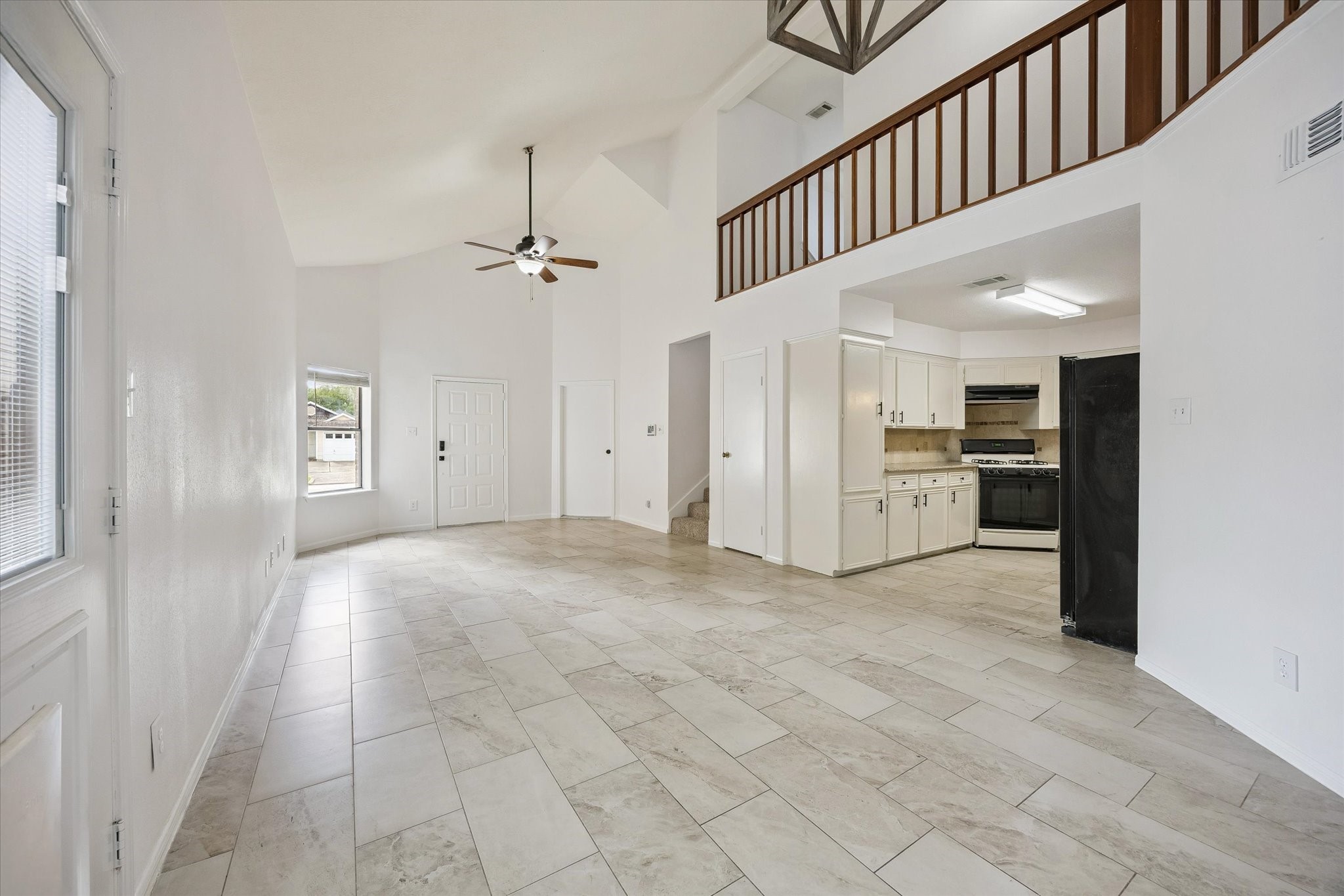 5813 Guadalupe Drive, Dickinson, TX 77539 5813 Guadalupe Drive, Dickinson, TX 77539