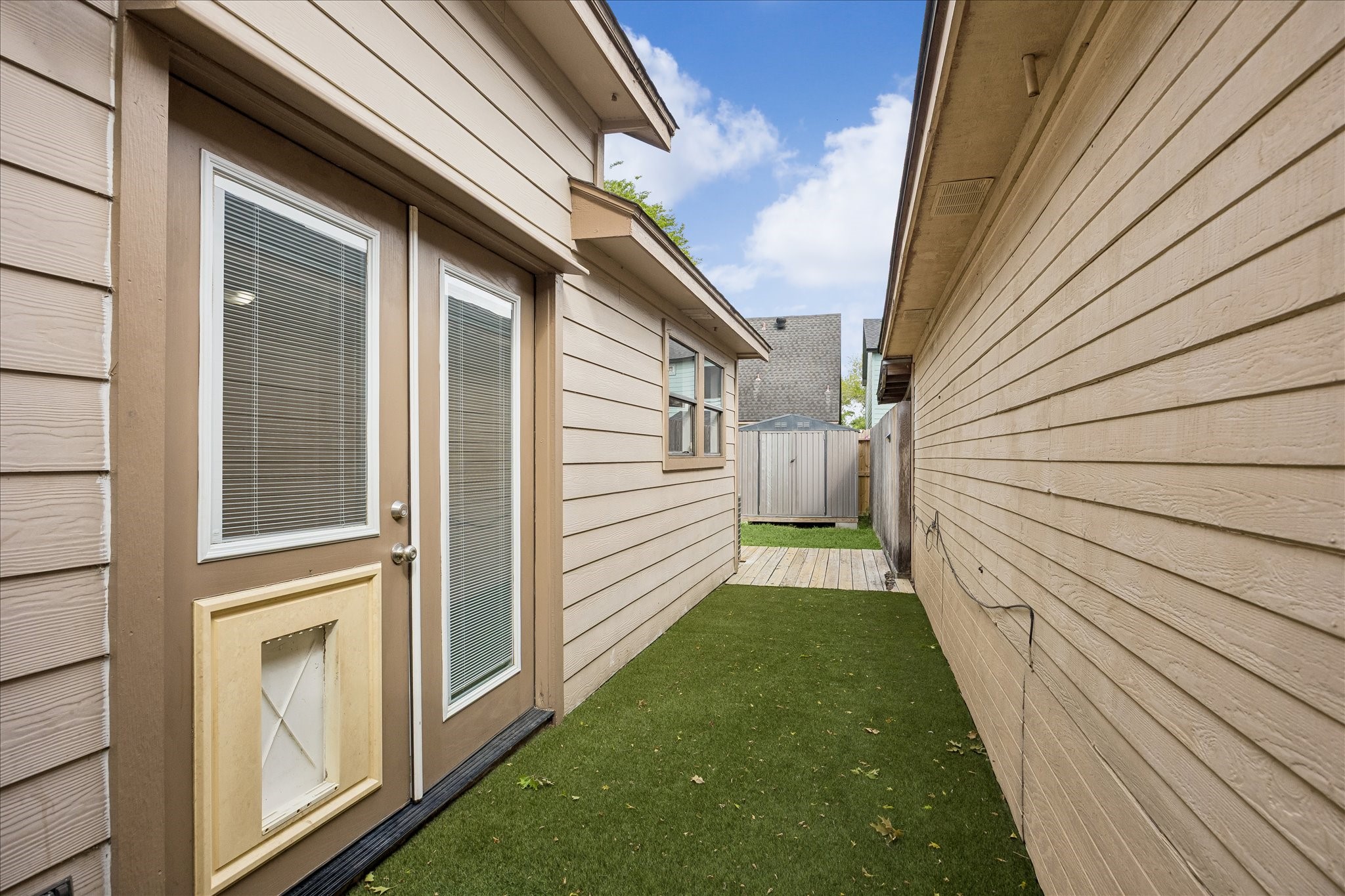5813 Guadalupe Drive, Dickinson, TX 77539