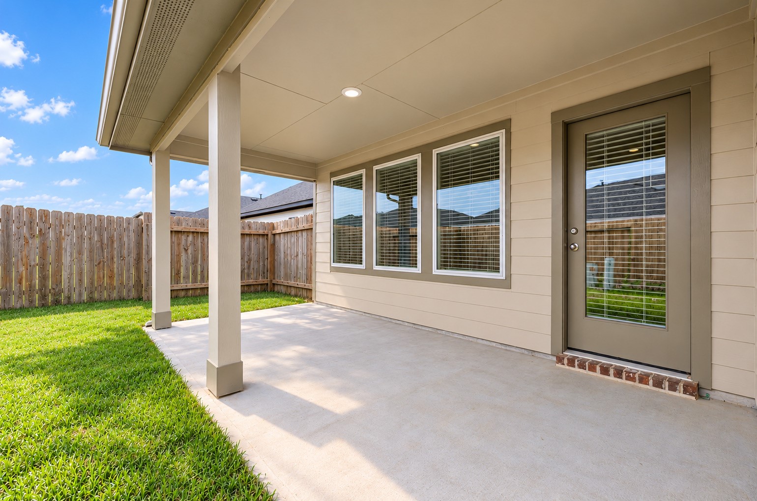 Lots of room for large outdoor furniture sets.