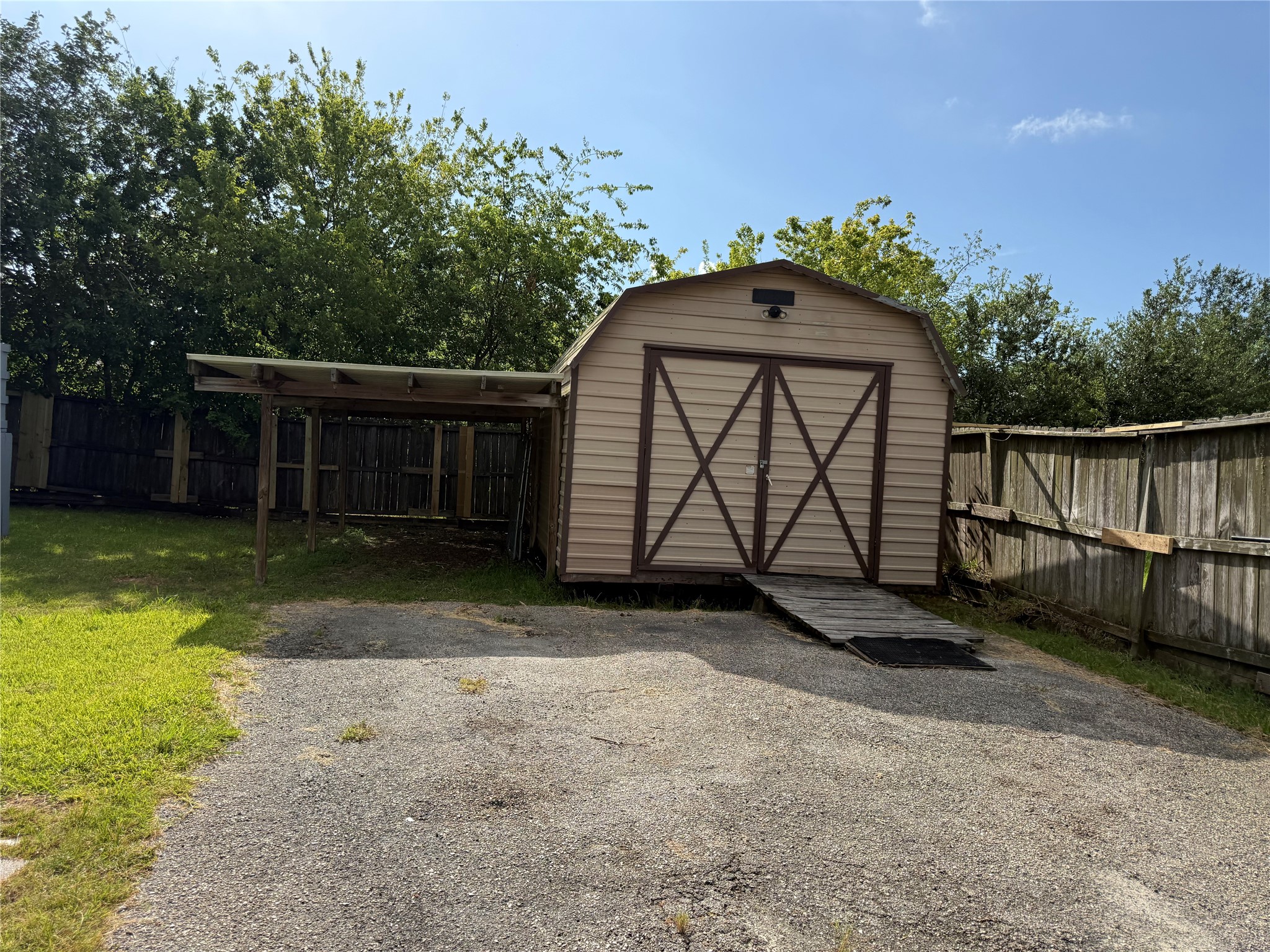 415 12th, San Leon, TX 77539