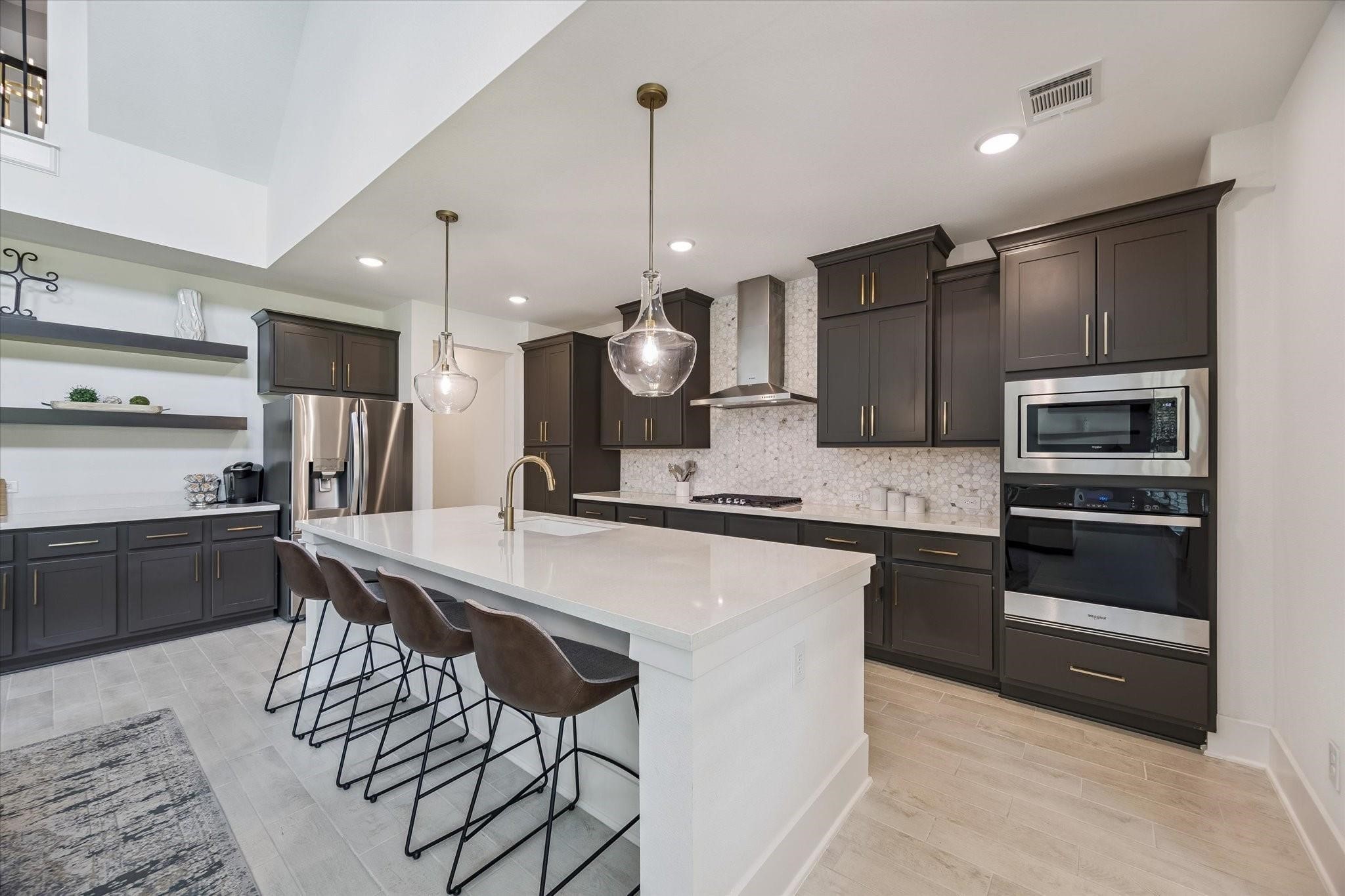 5134 Albany Shores Lane, Fulshear, TX 77441