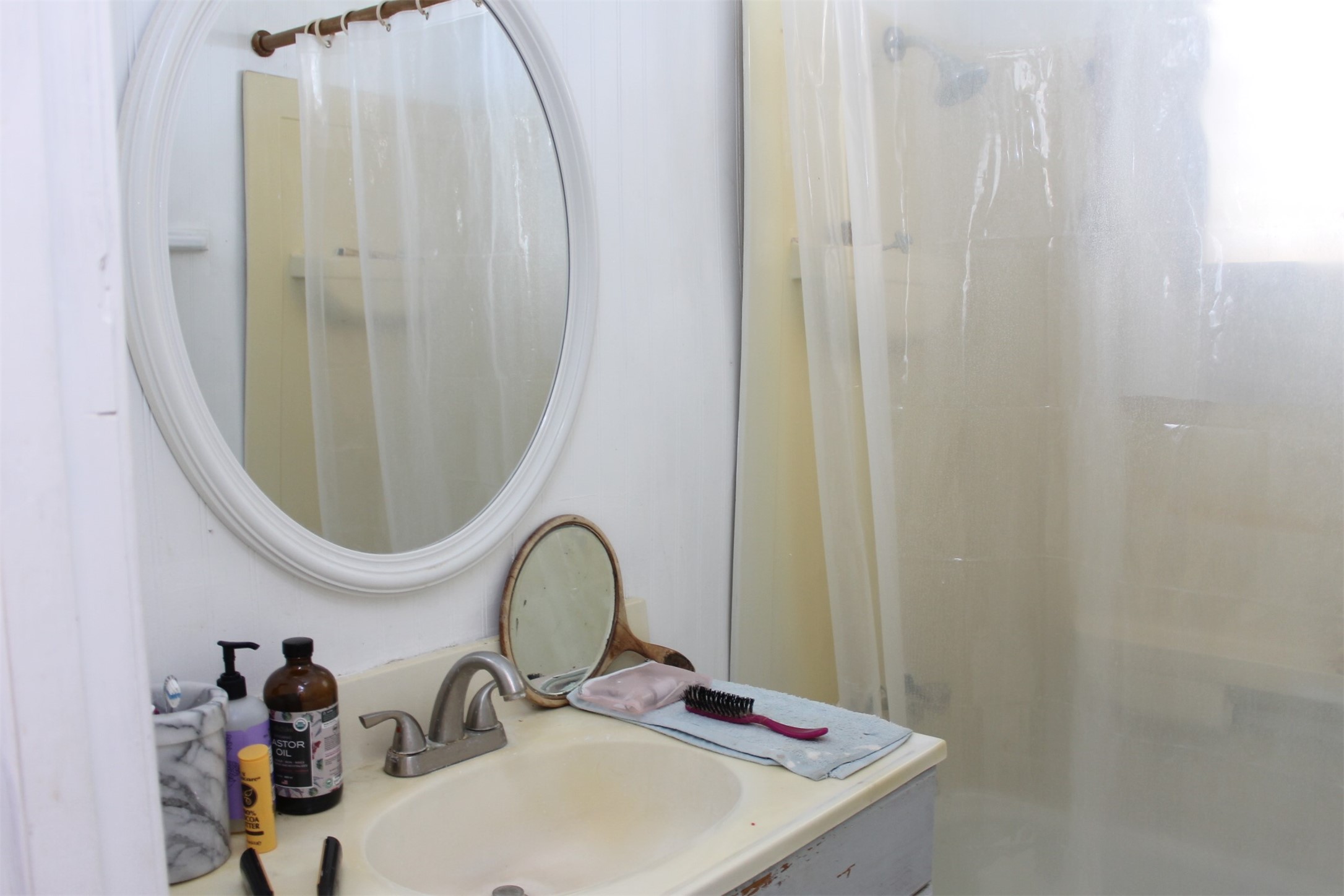 88 Tarpon Street, Bayou Vista, TX 77563