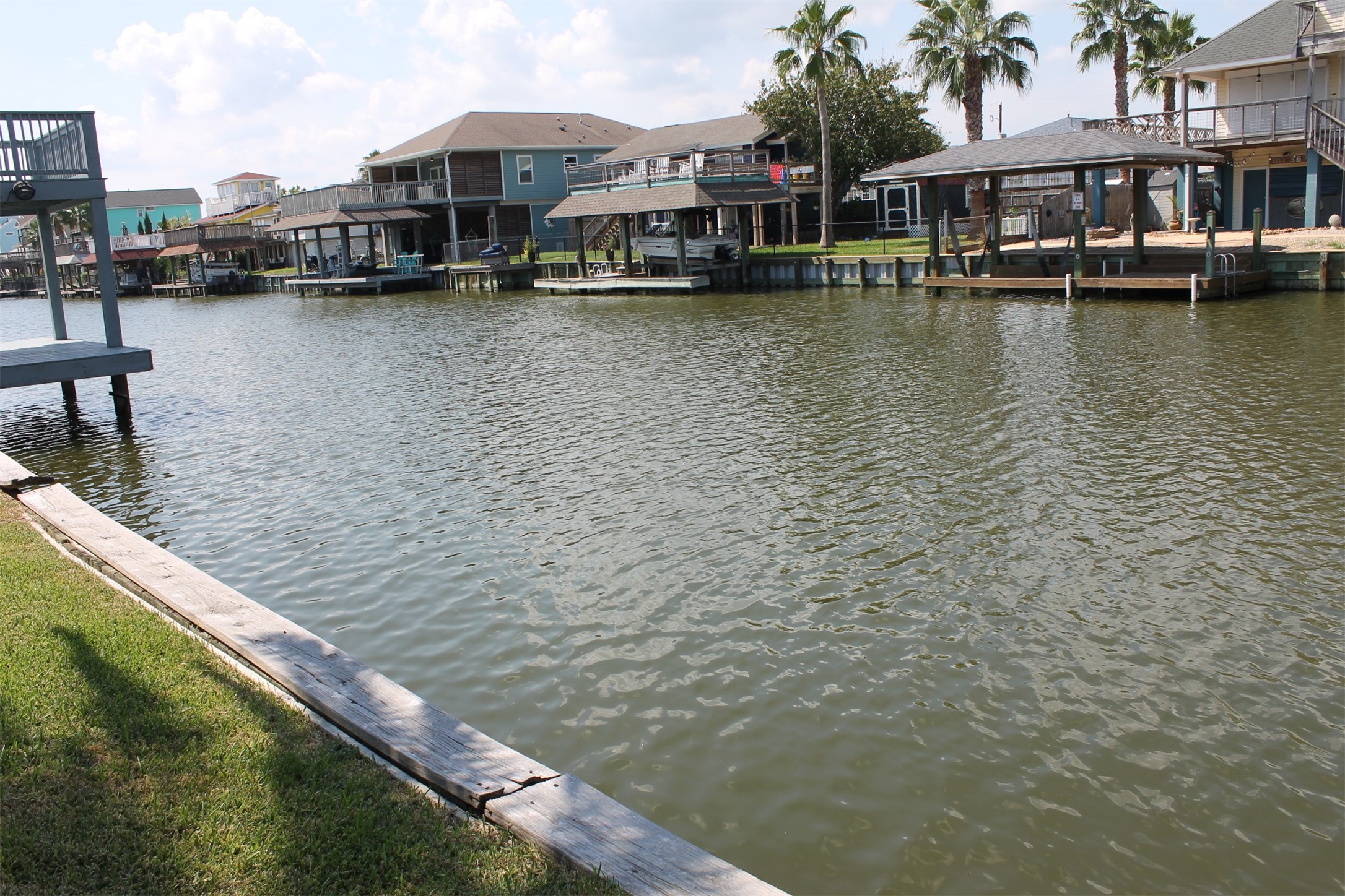 88 Tarpon Street, Bayou Vista, TX 77563 88 Tarpon Street, Bayou Vista, TX 77563