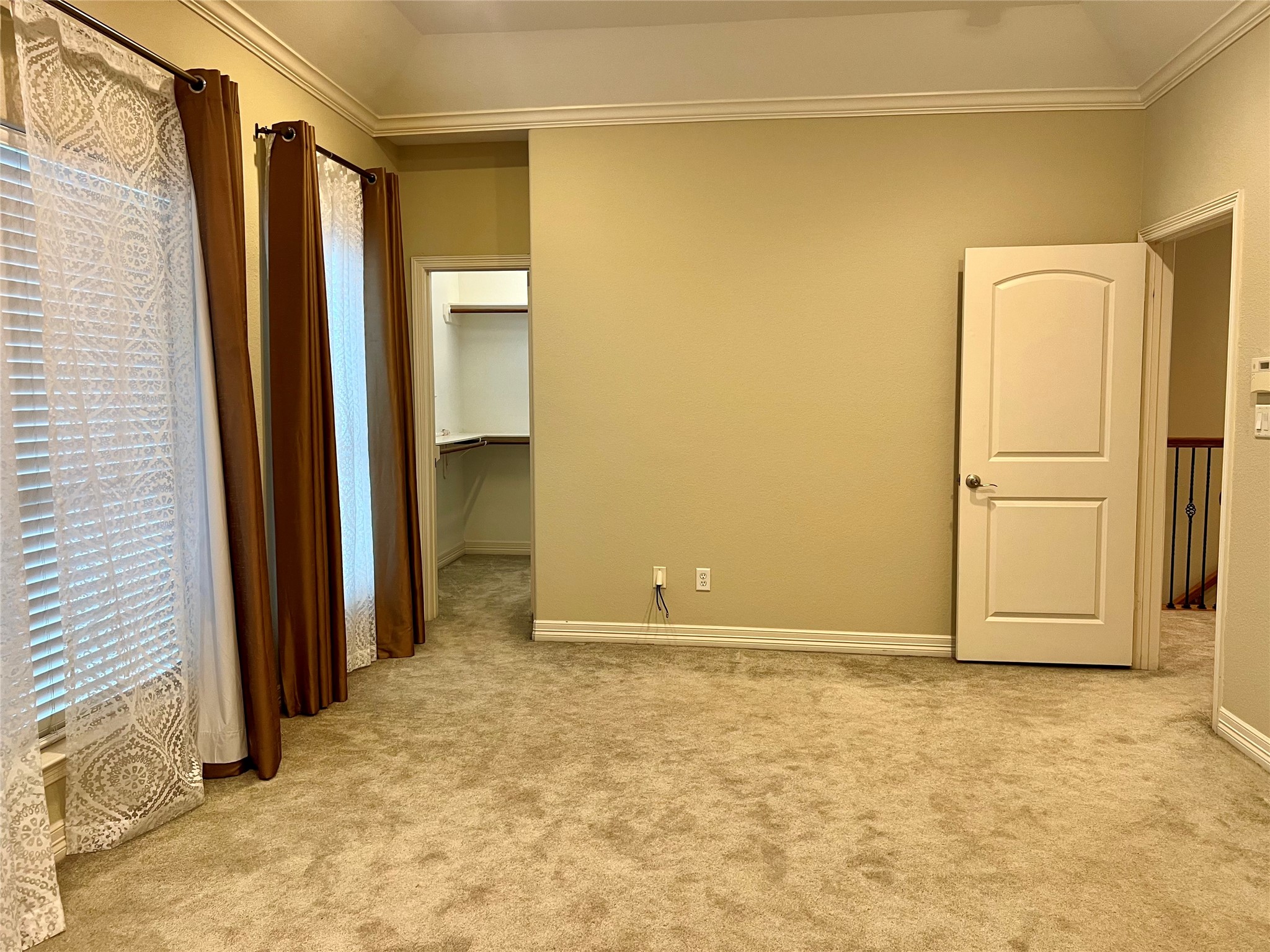 bedroom 3 with full bath