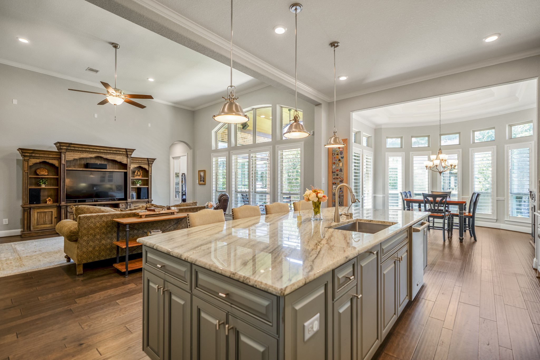 219 Chirping Squirrel Court, Pinehurst, TX 77362