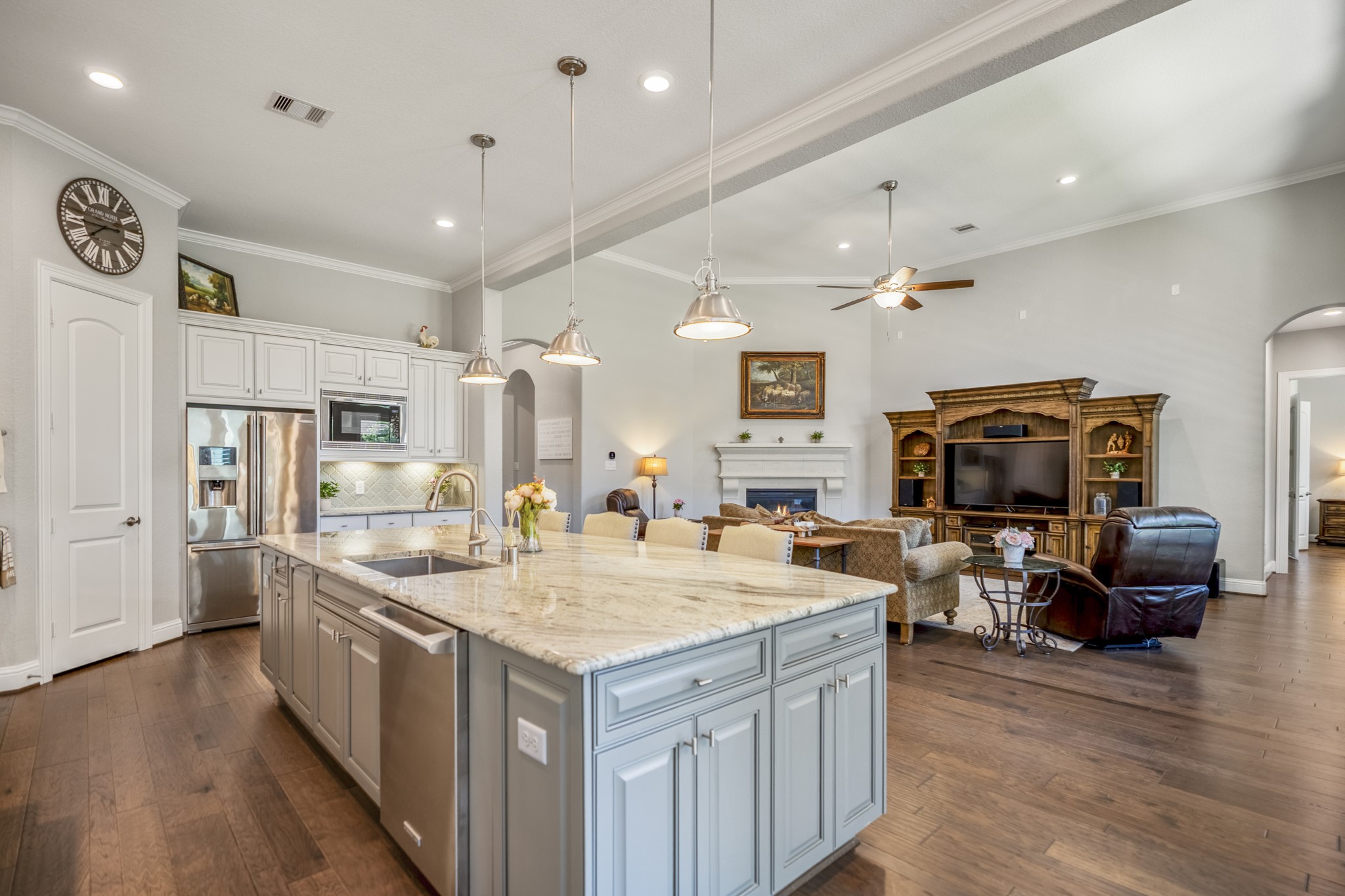 219 Chirping Squirrel Court, Pinehurst, TX 77362