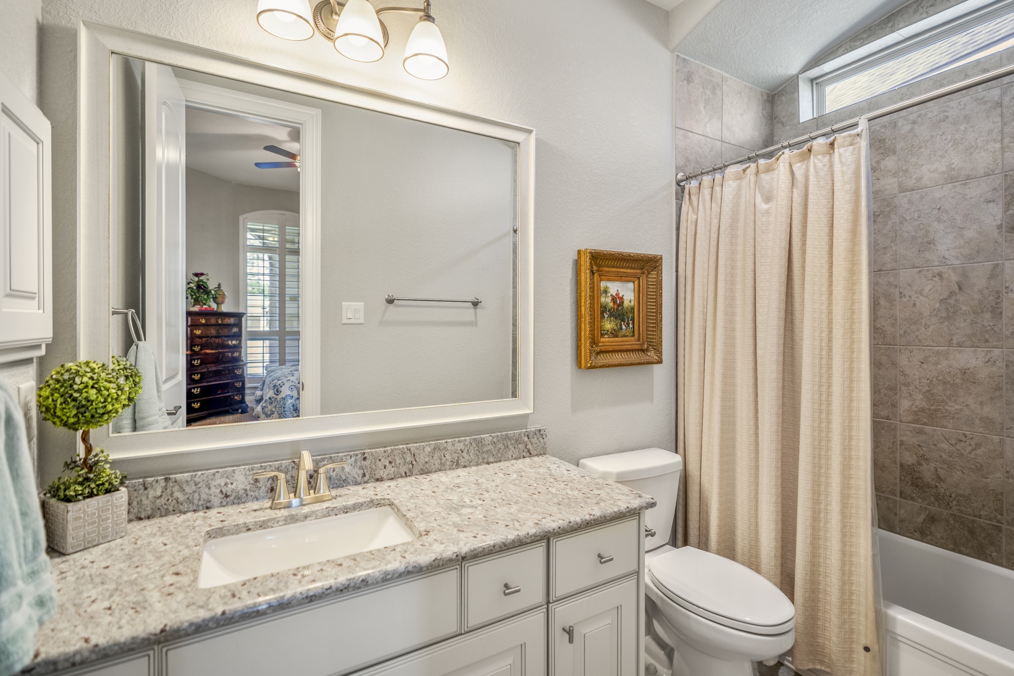219 Chirping Squirrel Court, Pinehurst, TX 77362
