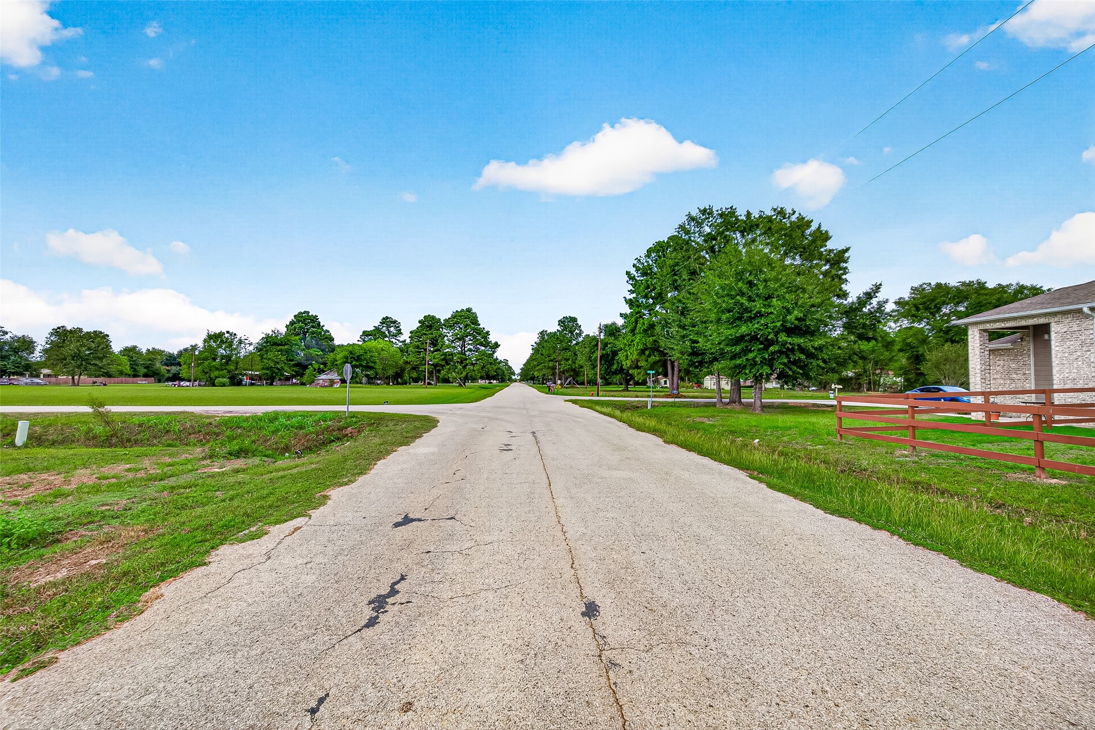 263 Rosewood Street, Prairie View, TX 77484