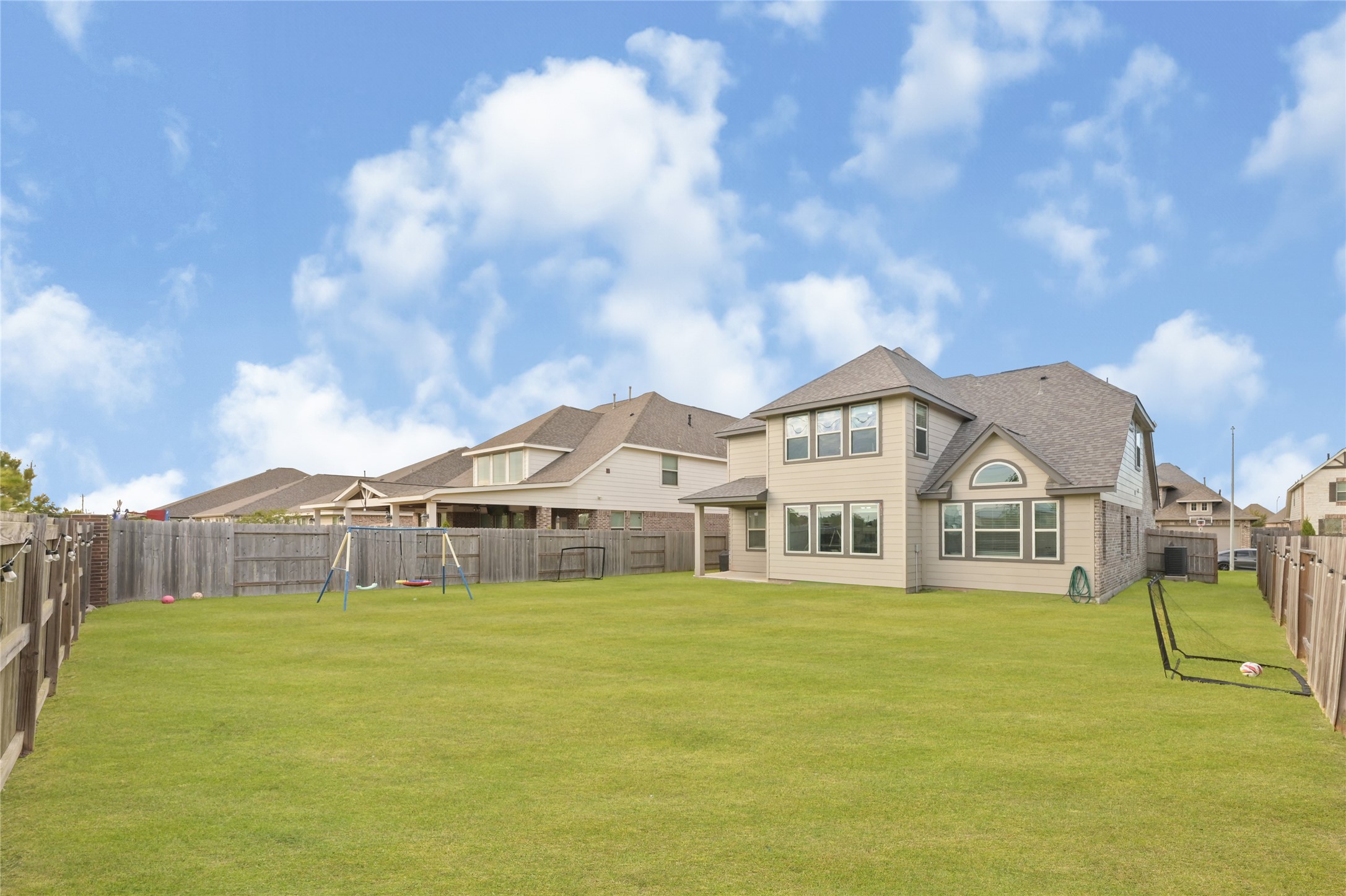 7726 Wrightwood Drive, Pasadena, TX 77505