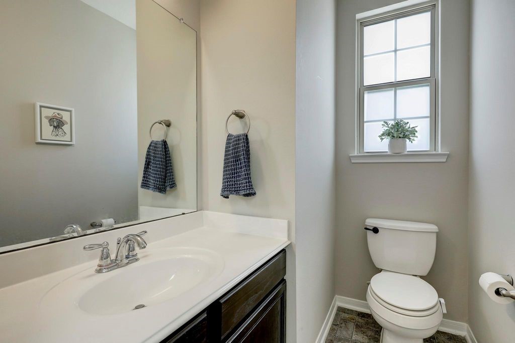 3323 Masters Point Drive, Houston, TX 77091