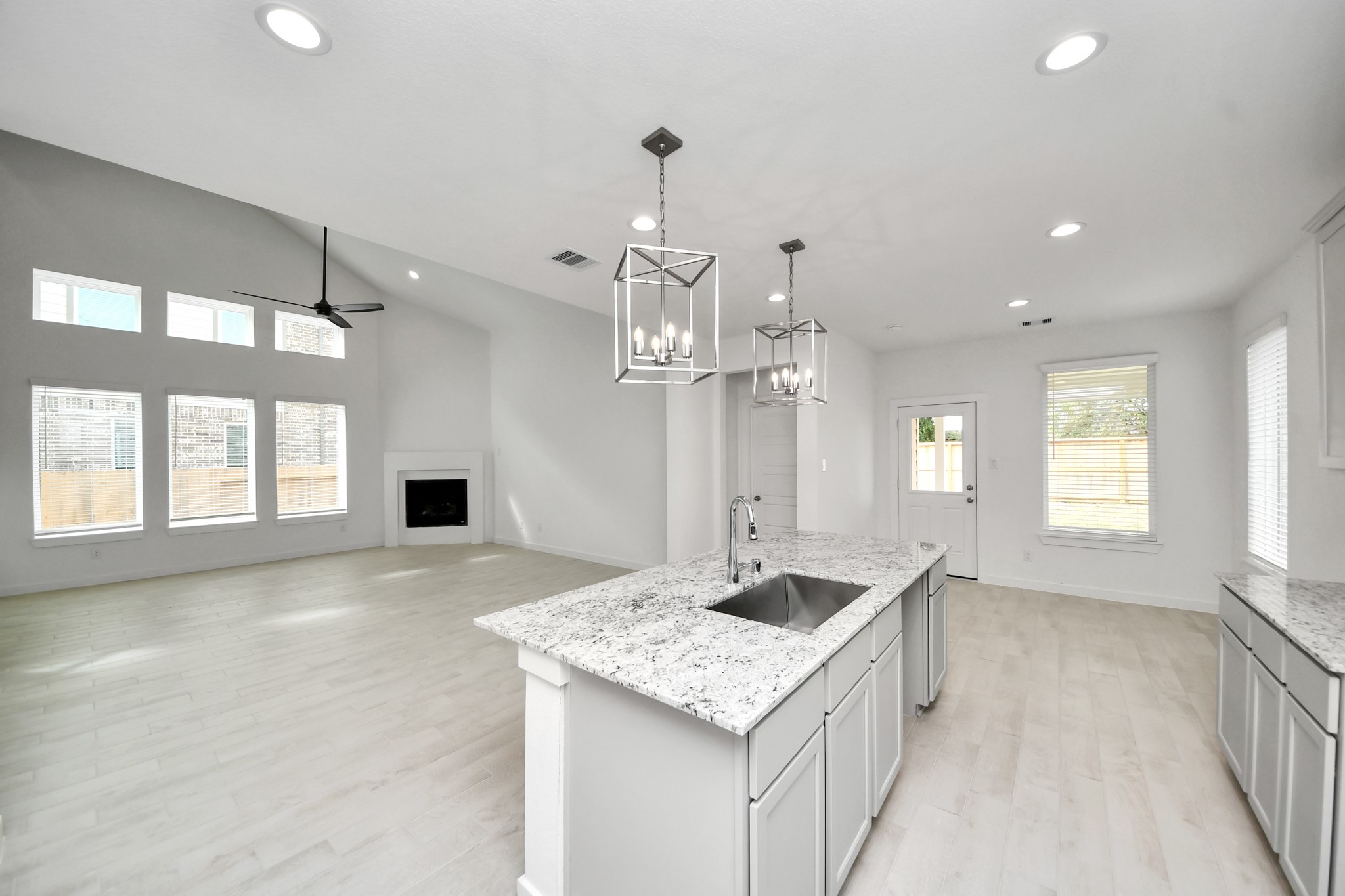 26363 Viva Drive, Magnolia, TX 77355
