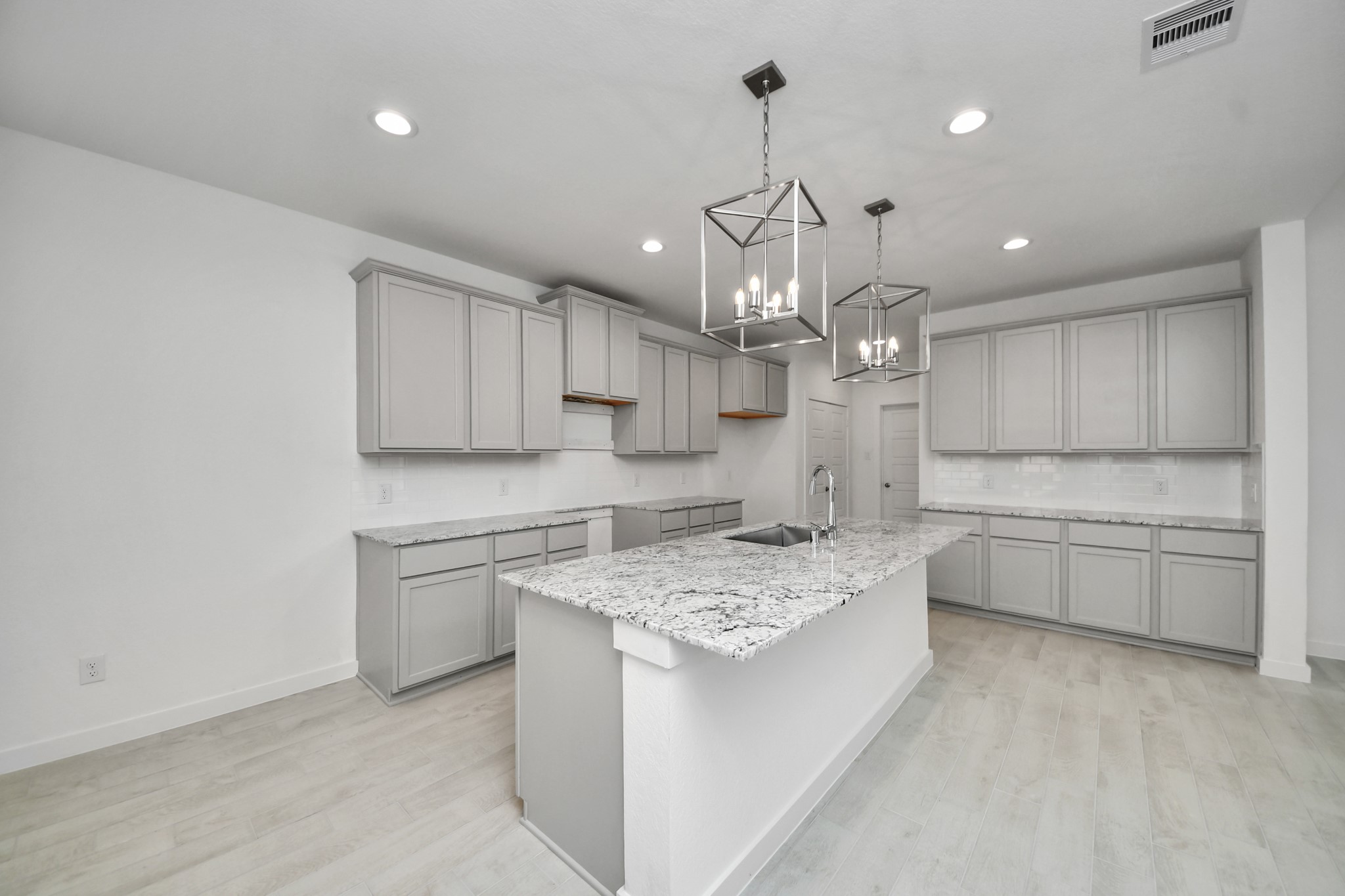 26363 Viva Drive, Magnolia, TX 77355