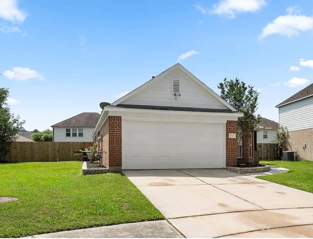 9714 Rich Mountain Court, Humble, TX 77396