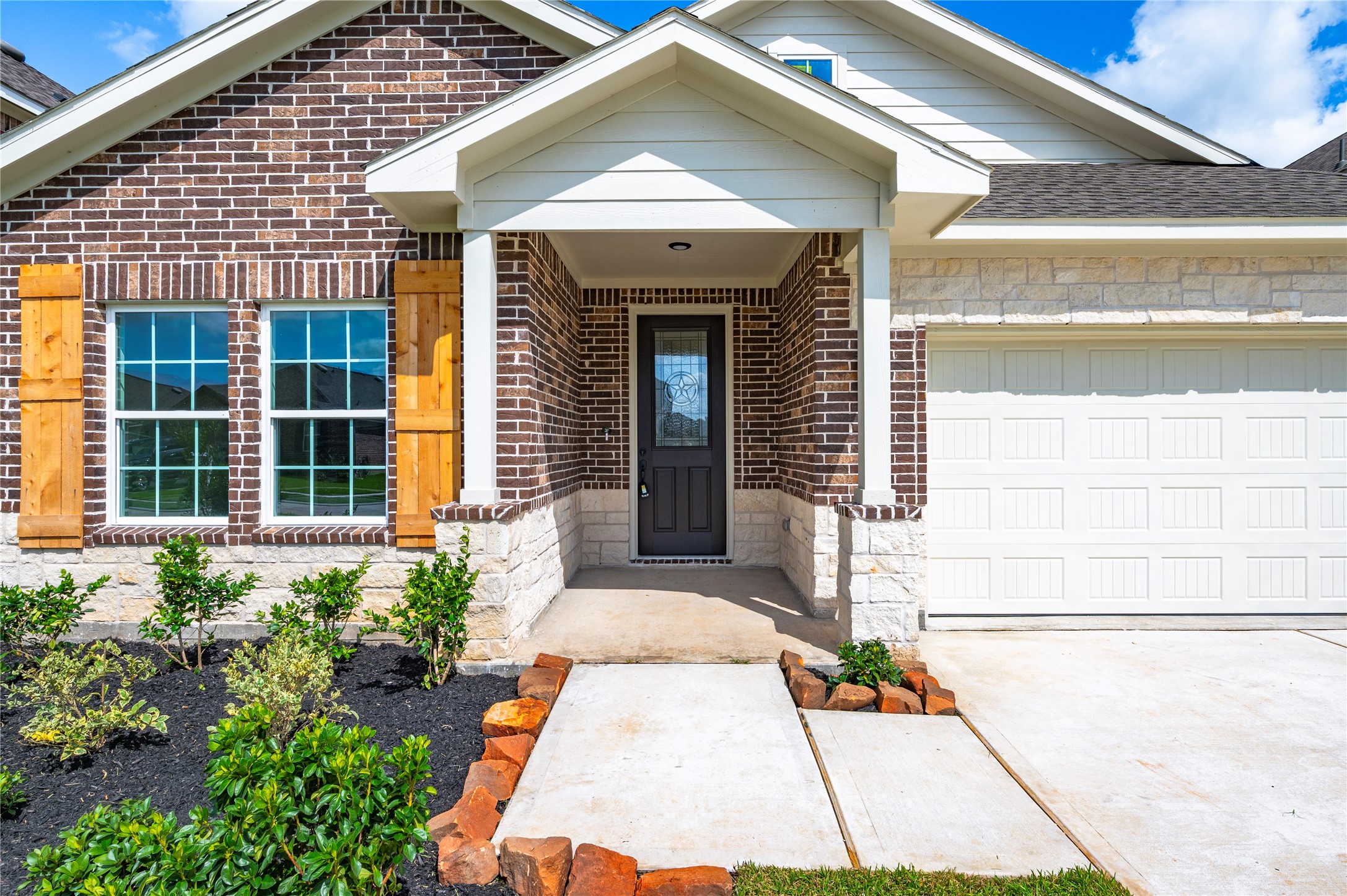 15226 Water Oak Way, Santa Fe, TX 77517