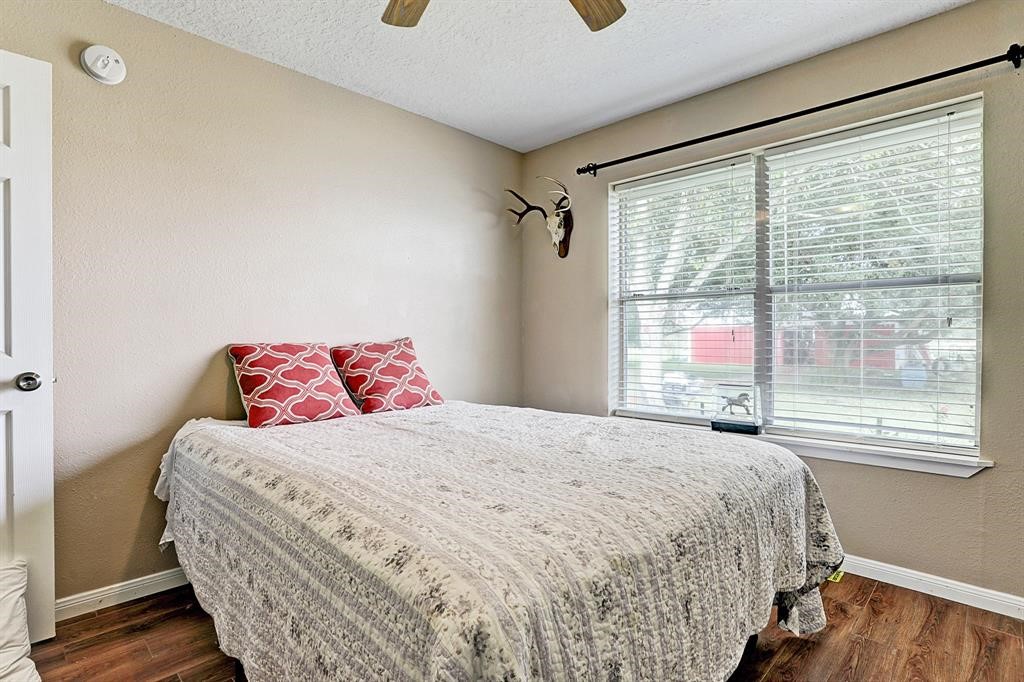 9028 Fm 2004 Road, Santa Fe, TX 77510