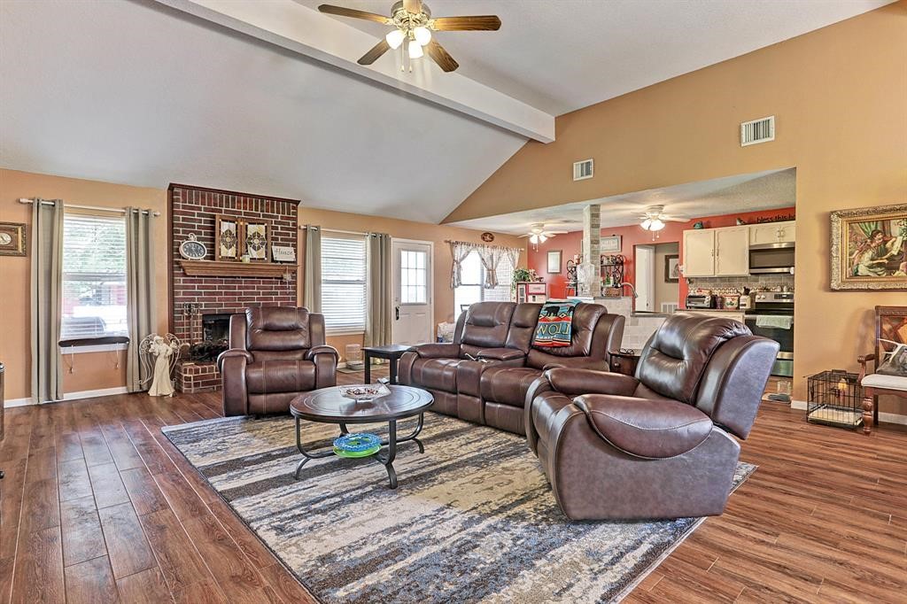 9028 Fm 2004 Road, Santa Fe, TX 77510