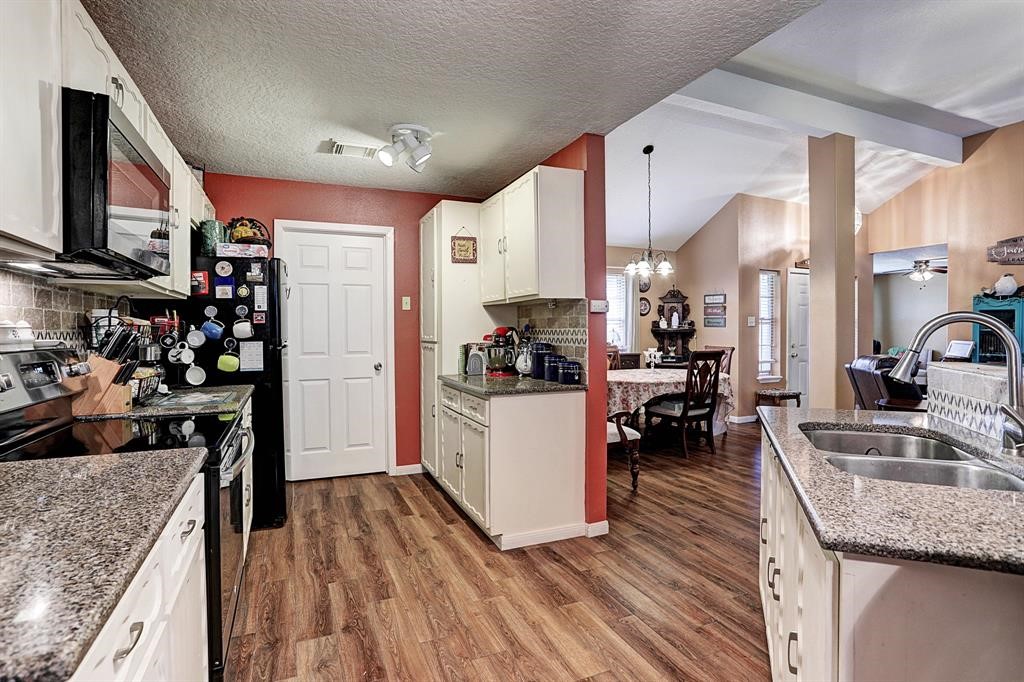 9028 Fm 2004 Road, Santa Fe, TX 77510