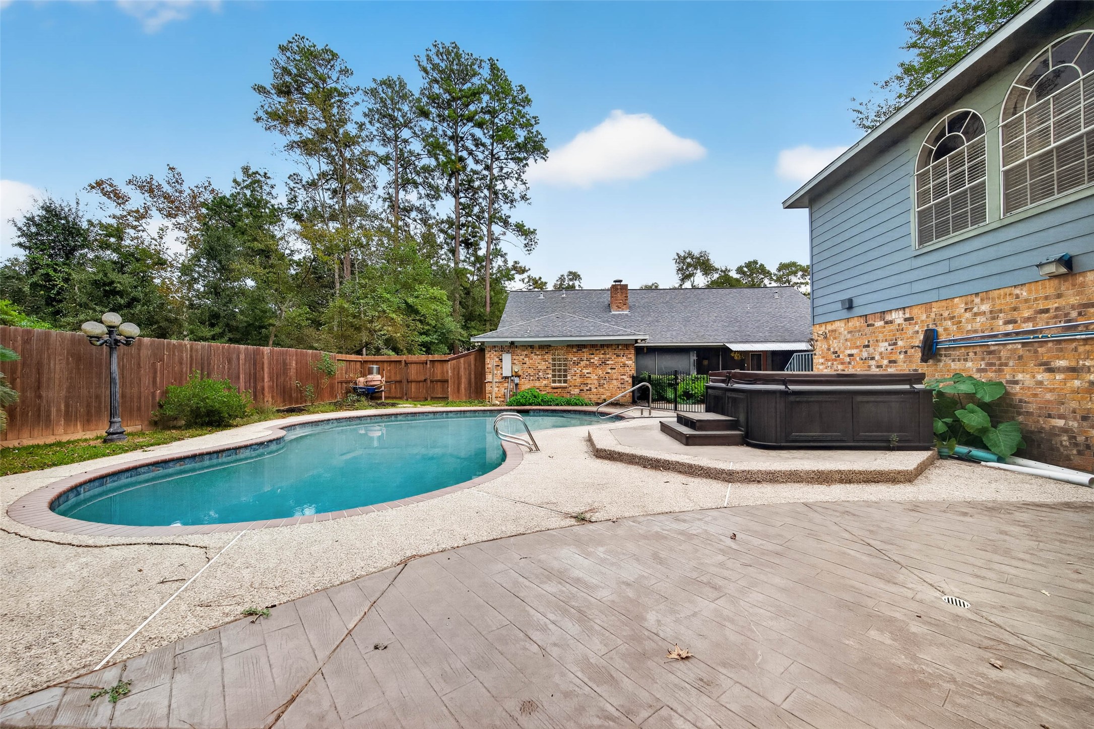 303 Springwood Street, New Caney, TX 77357