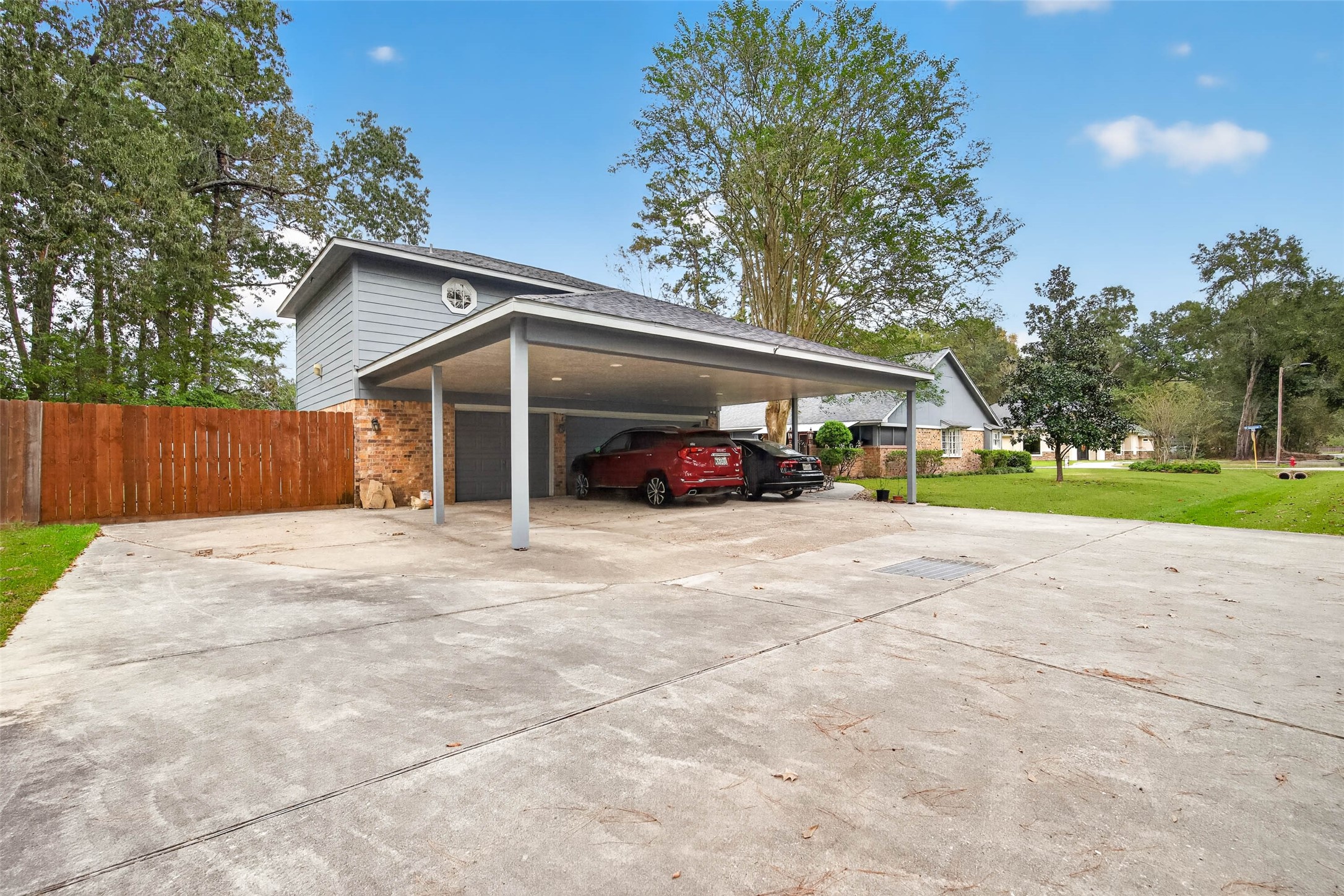 303 Springwood Street, New Caney, TX 77357