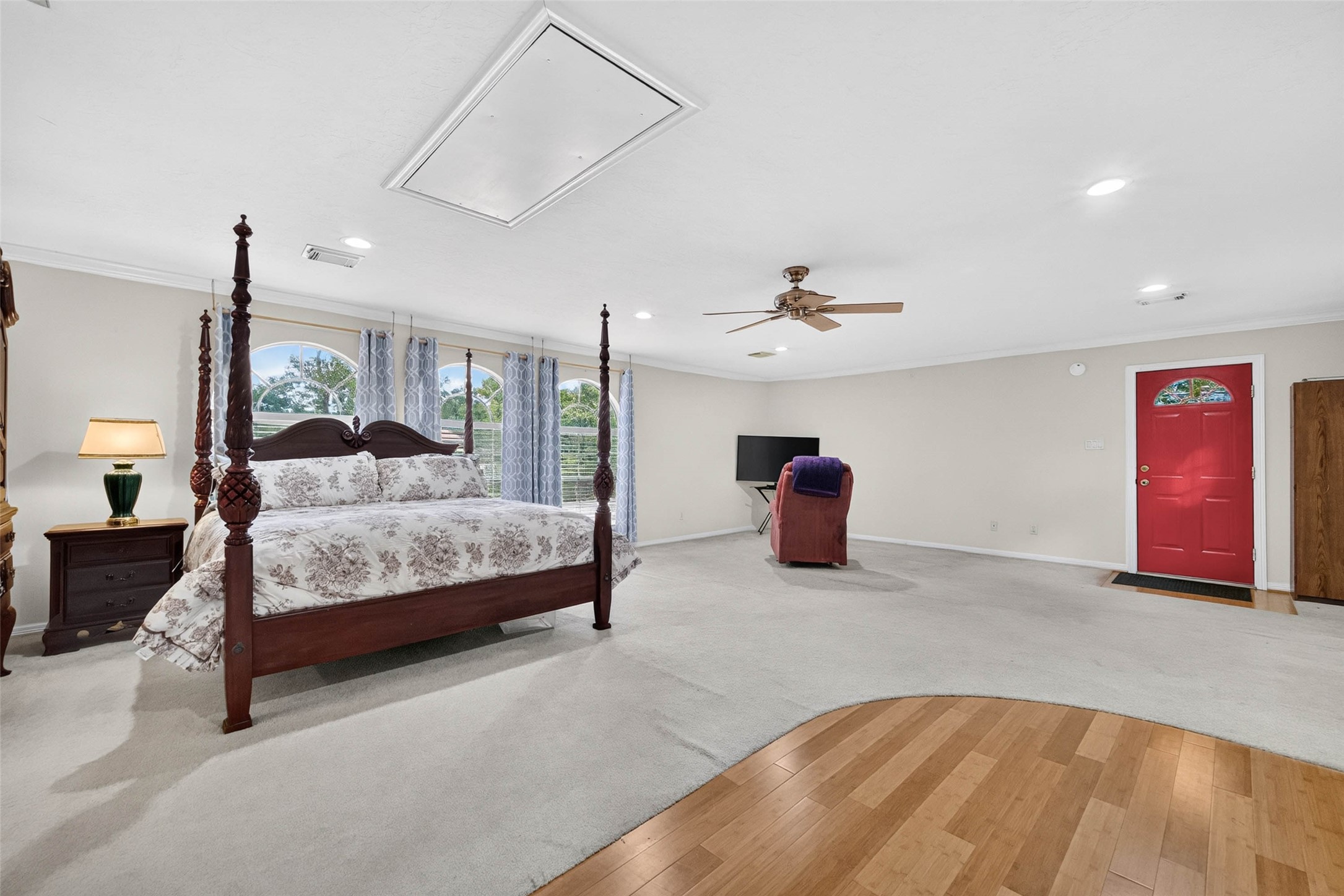 Garage apartment