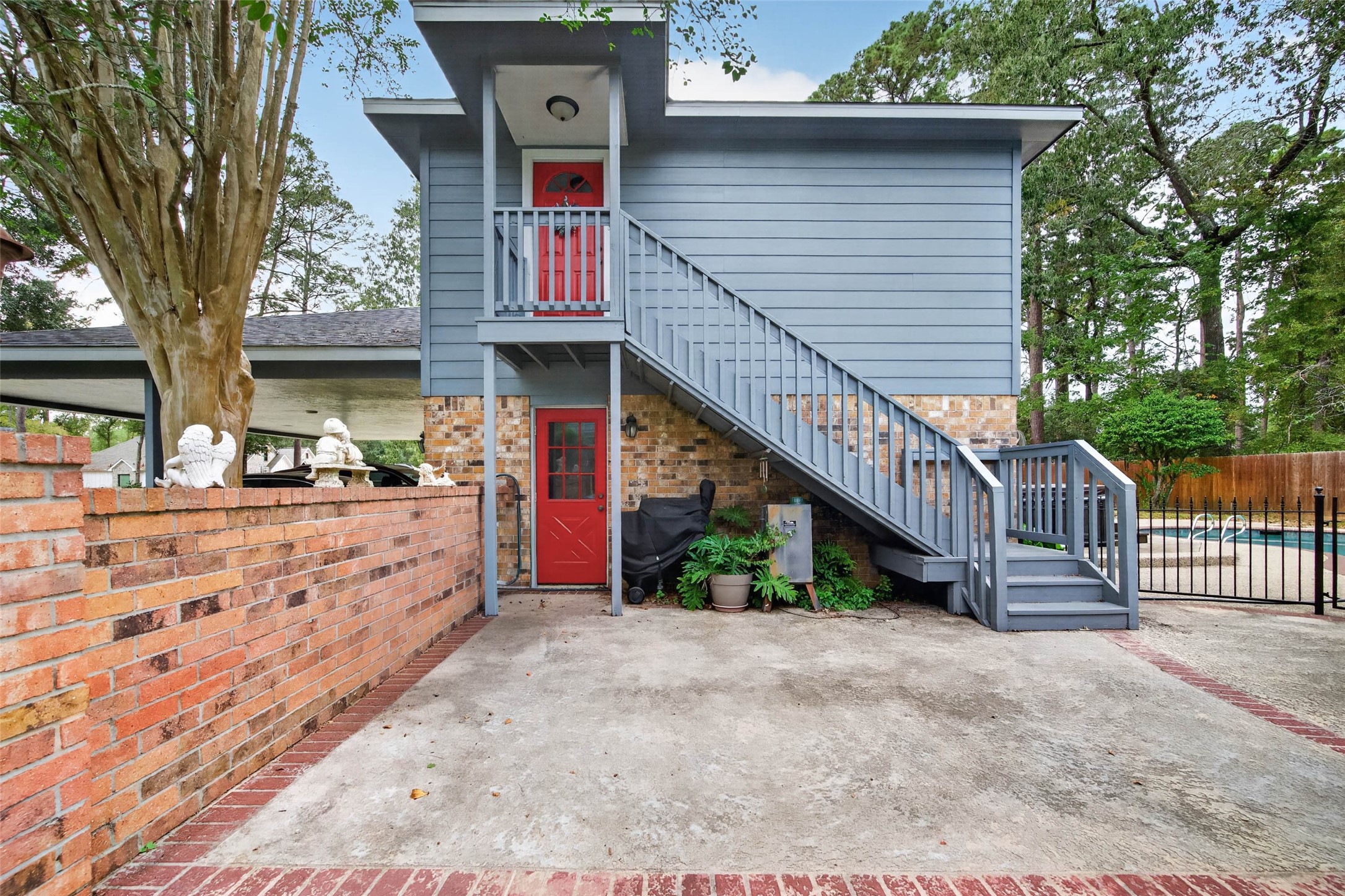 303 Springwood Street, New Caney, TX 77357
