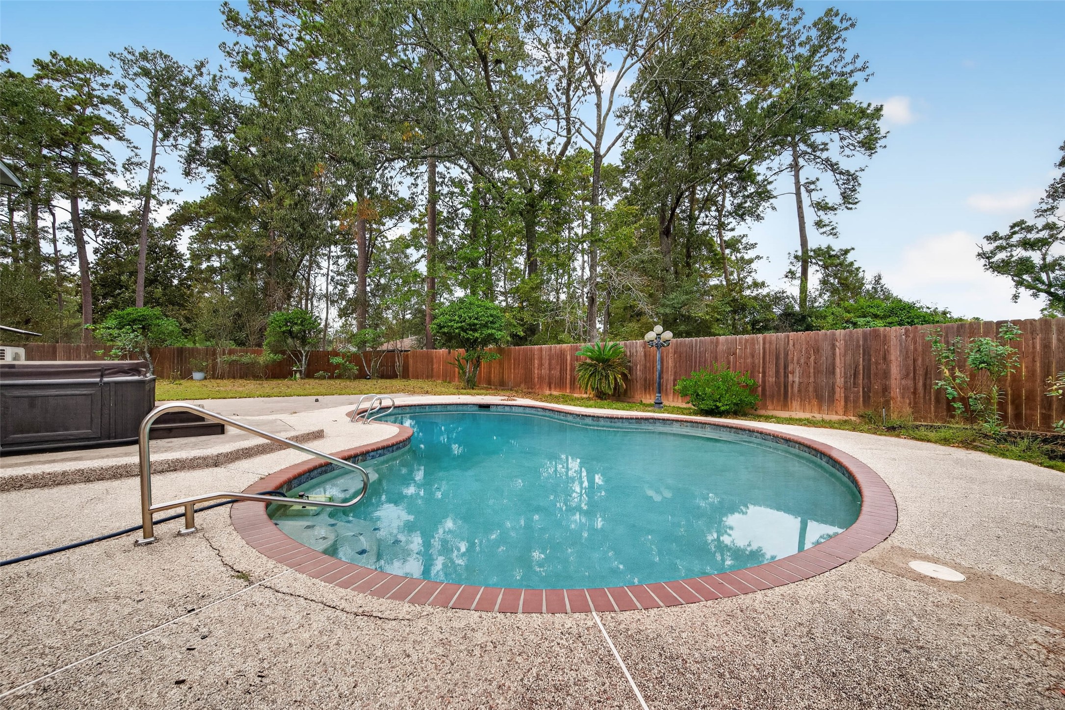 303 Springwood Street, New Caney, TX 77357