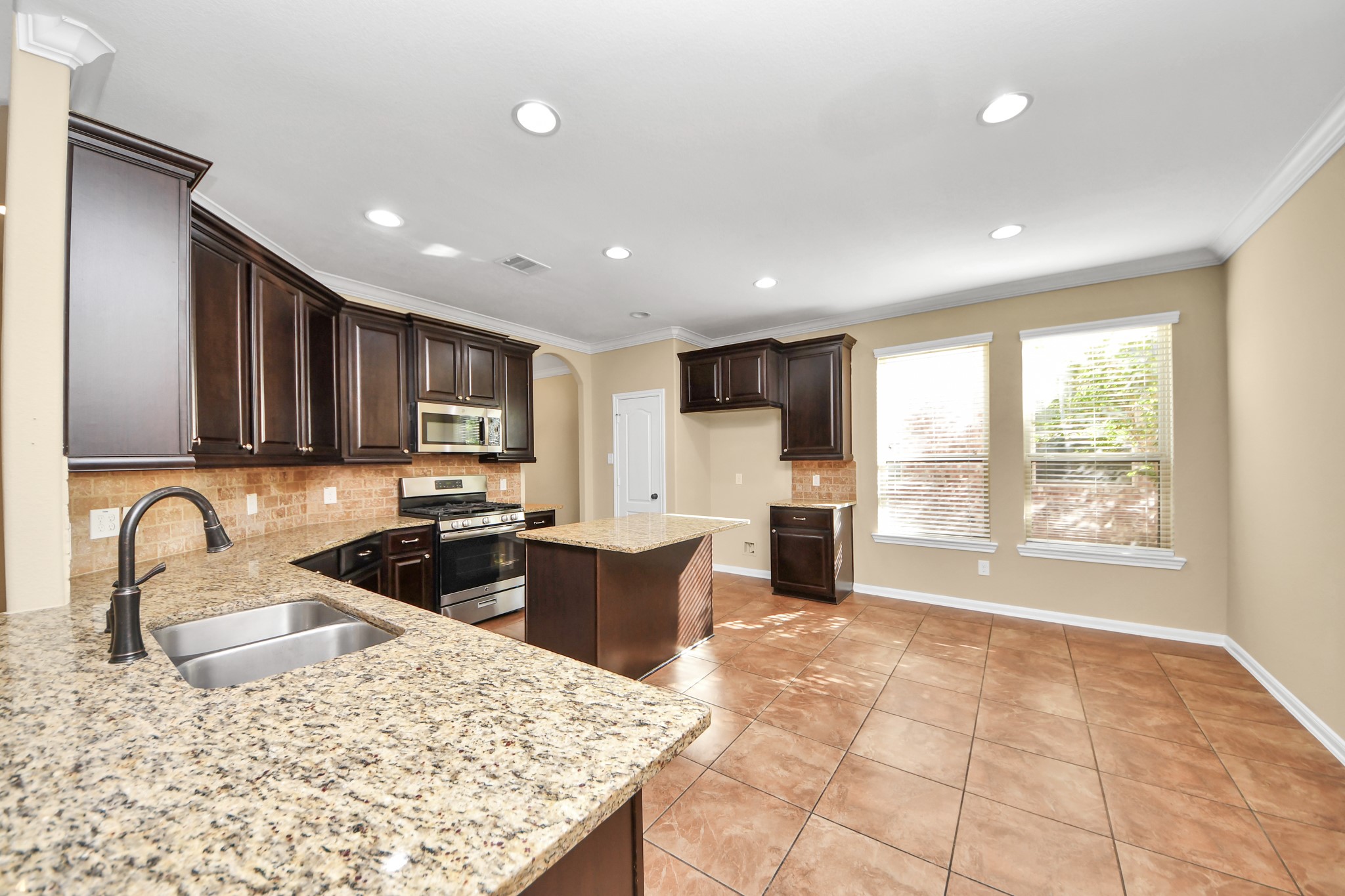 8522 Lighthouse Lake Lane, Humble, TX 77346