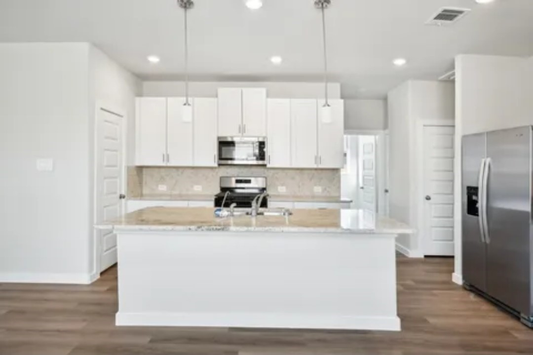 9450 Herons Preserve, Conroe, TX 77385