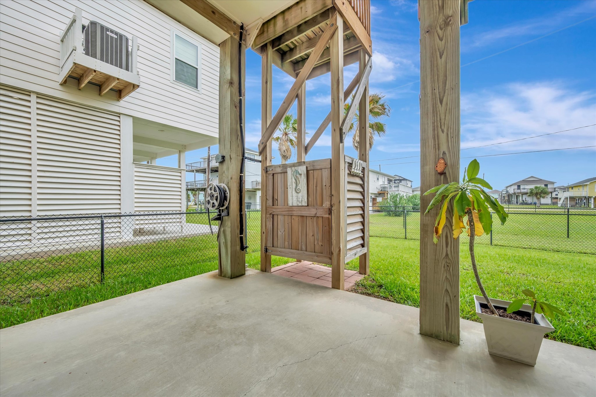 23111 Miramar Circle, Galveston, TX 77554